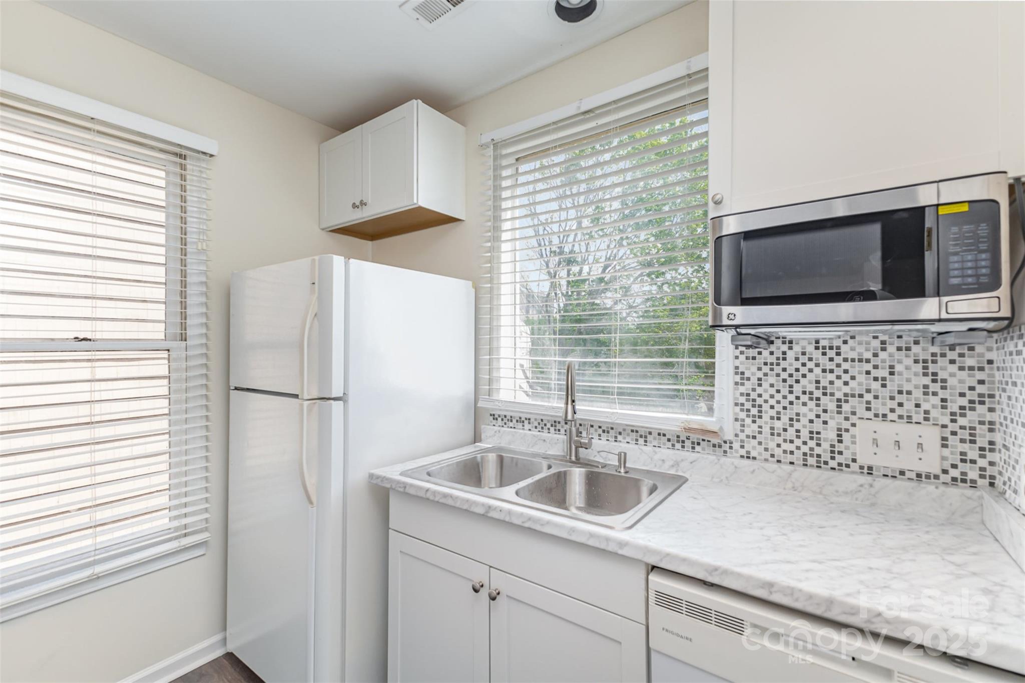 Latta Square - Residential