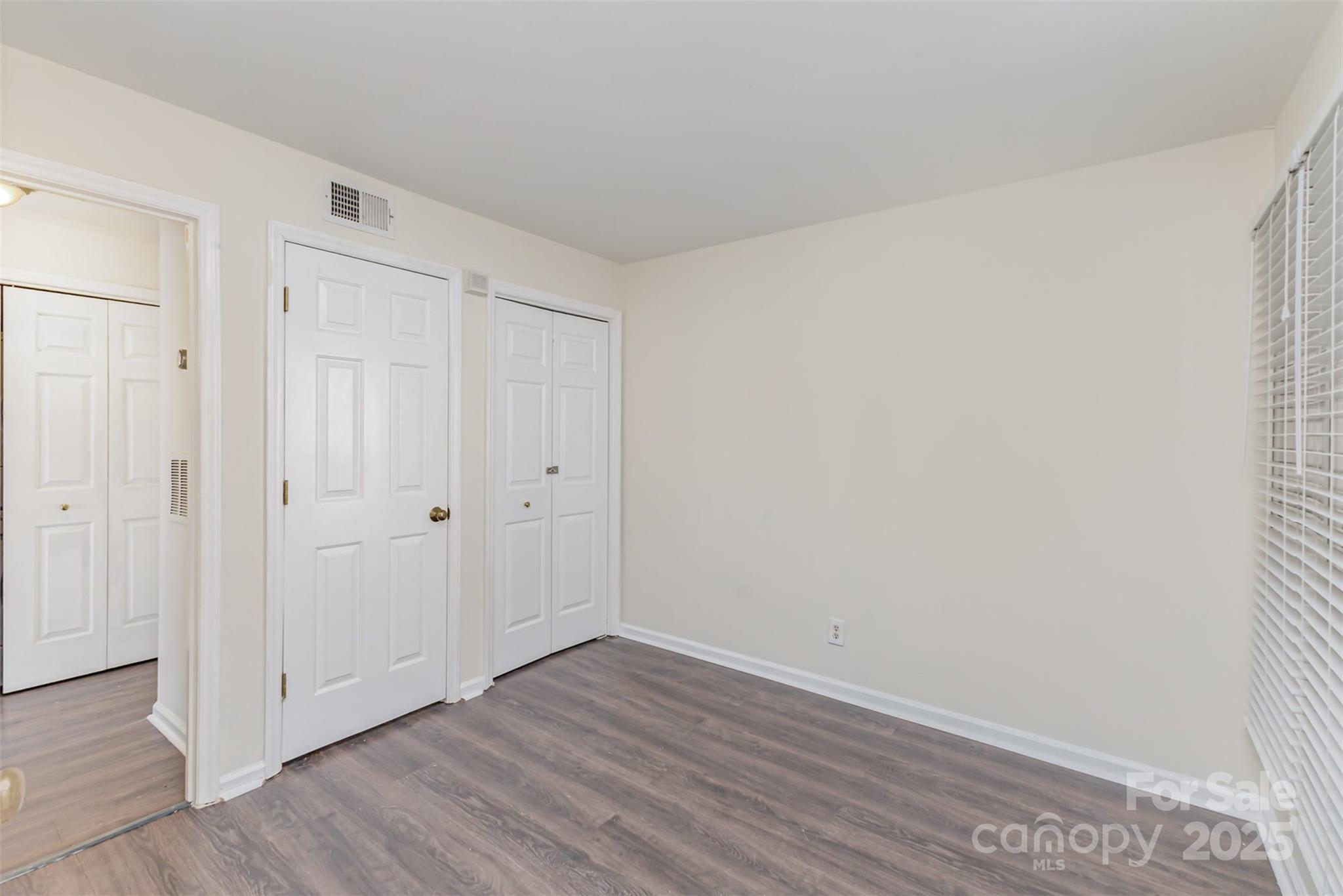 Latta Square - Residential