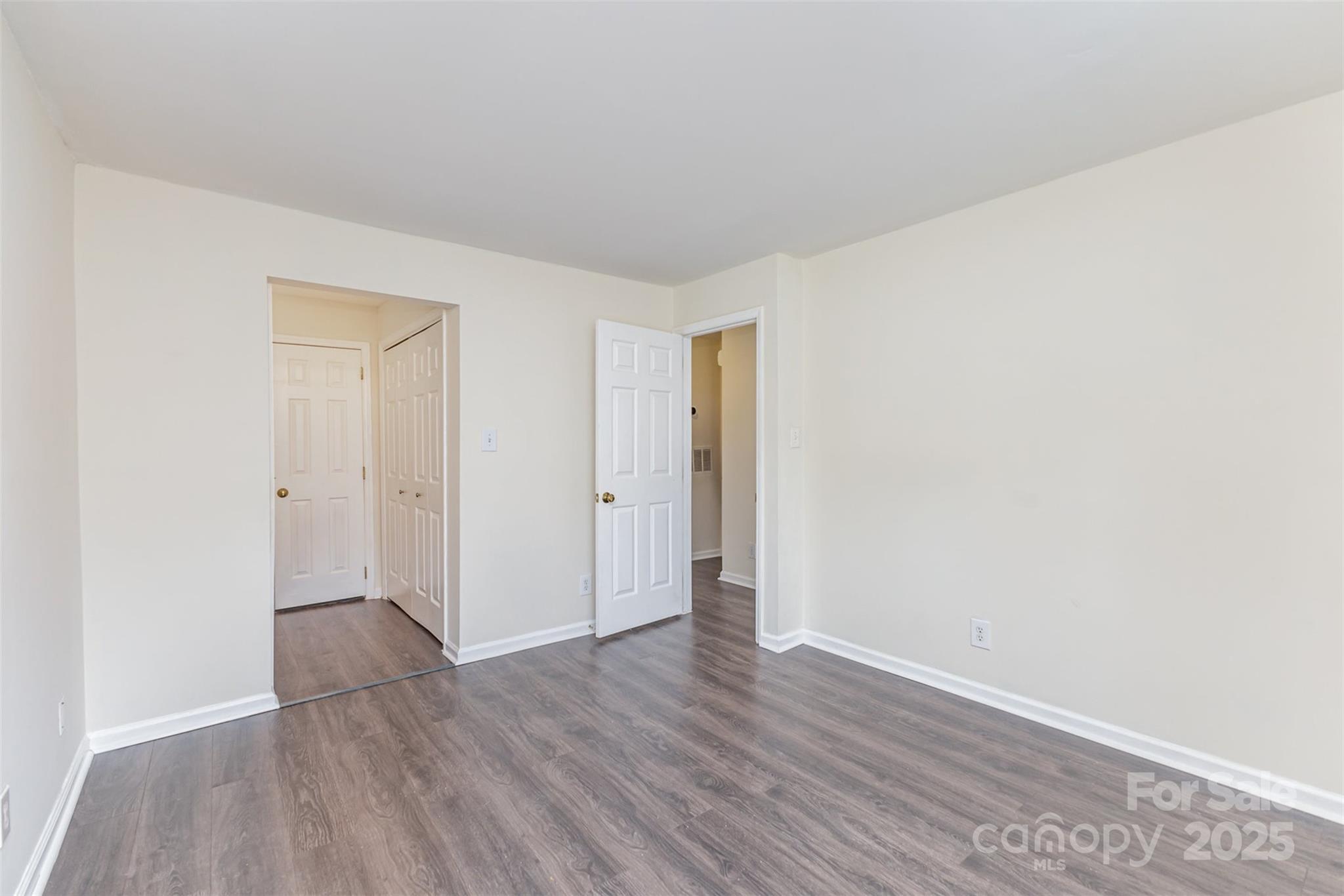 Latta Square - Residential