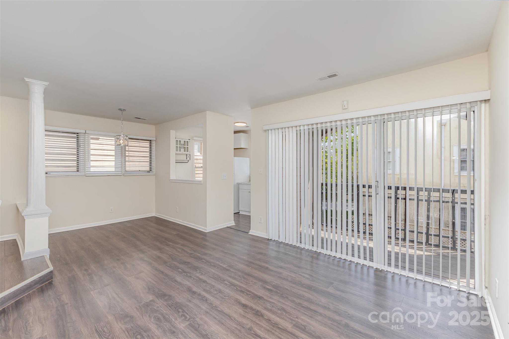 Latta Square - Residential