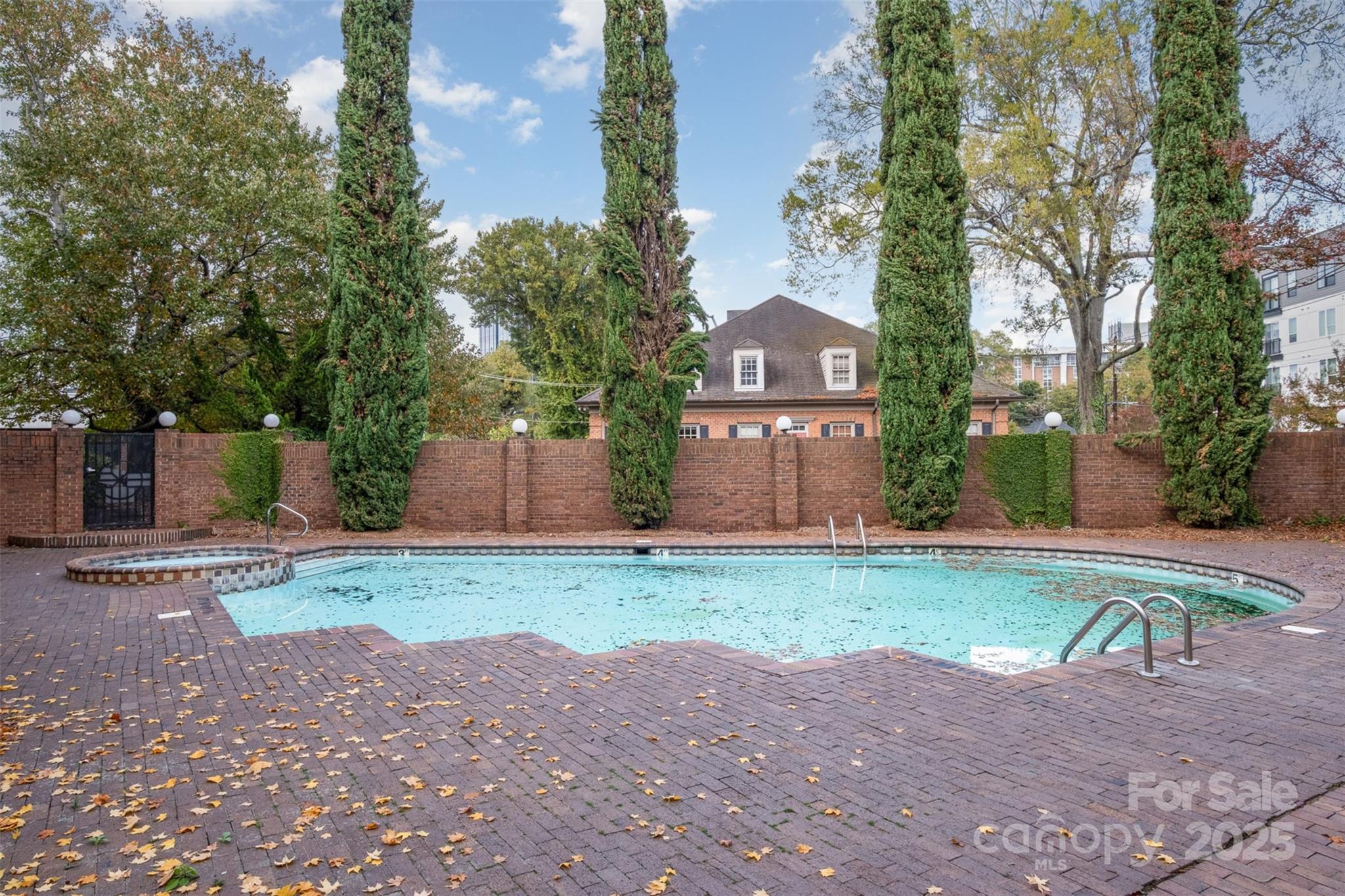 Latta Square - Residential