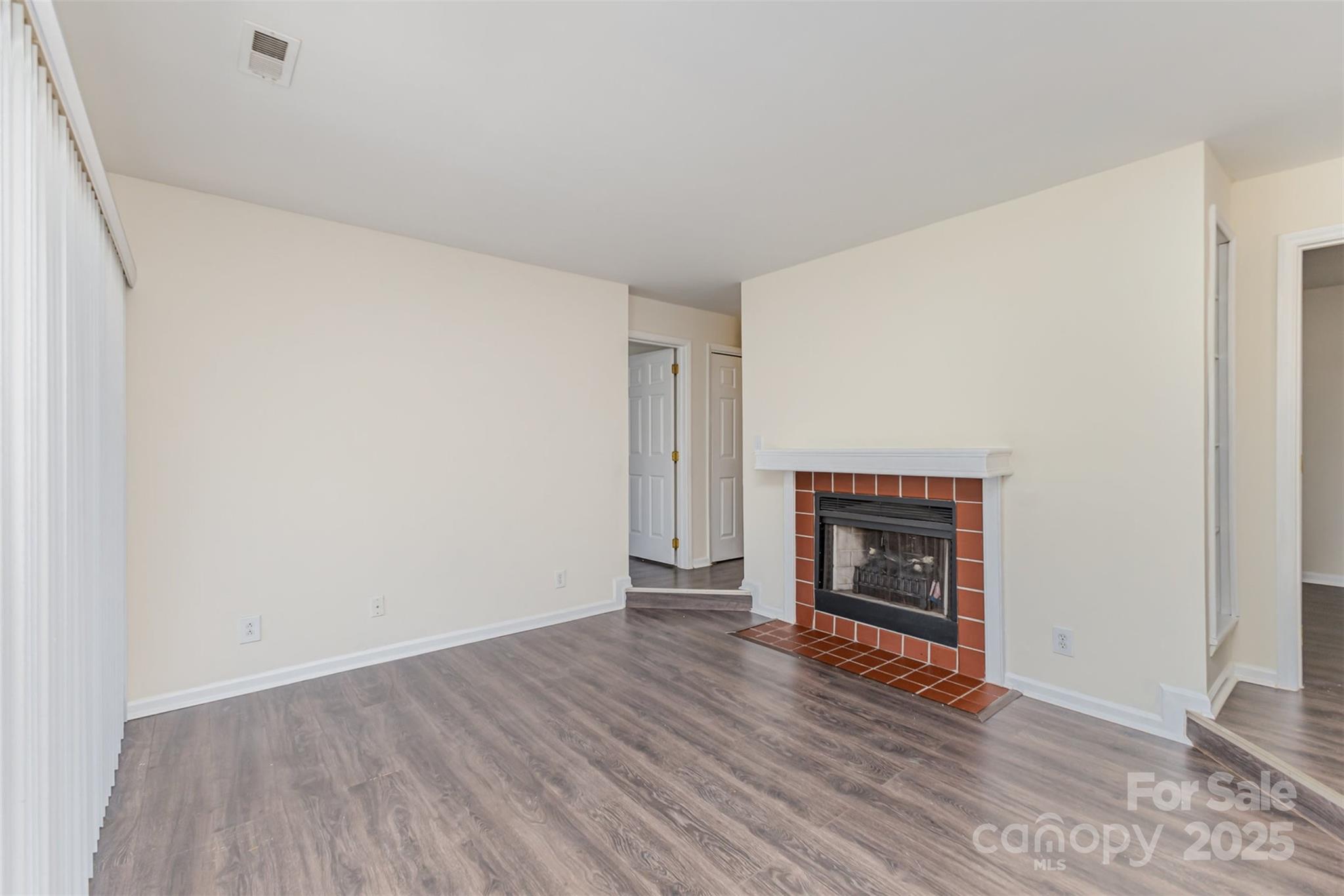 1101 E Morehead Street 32