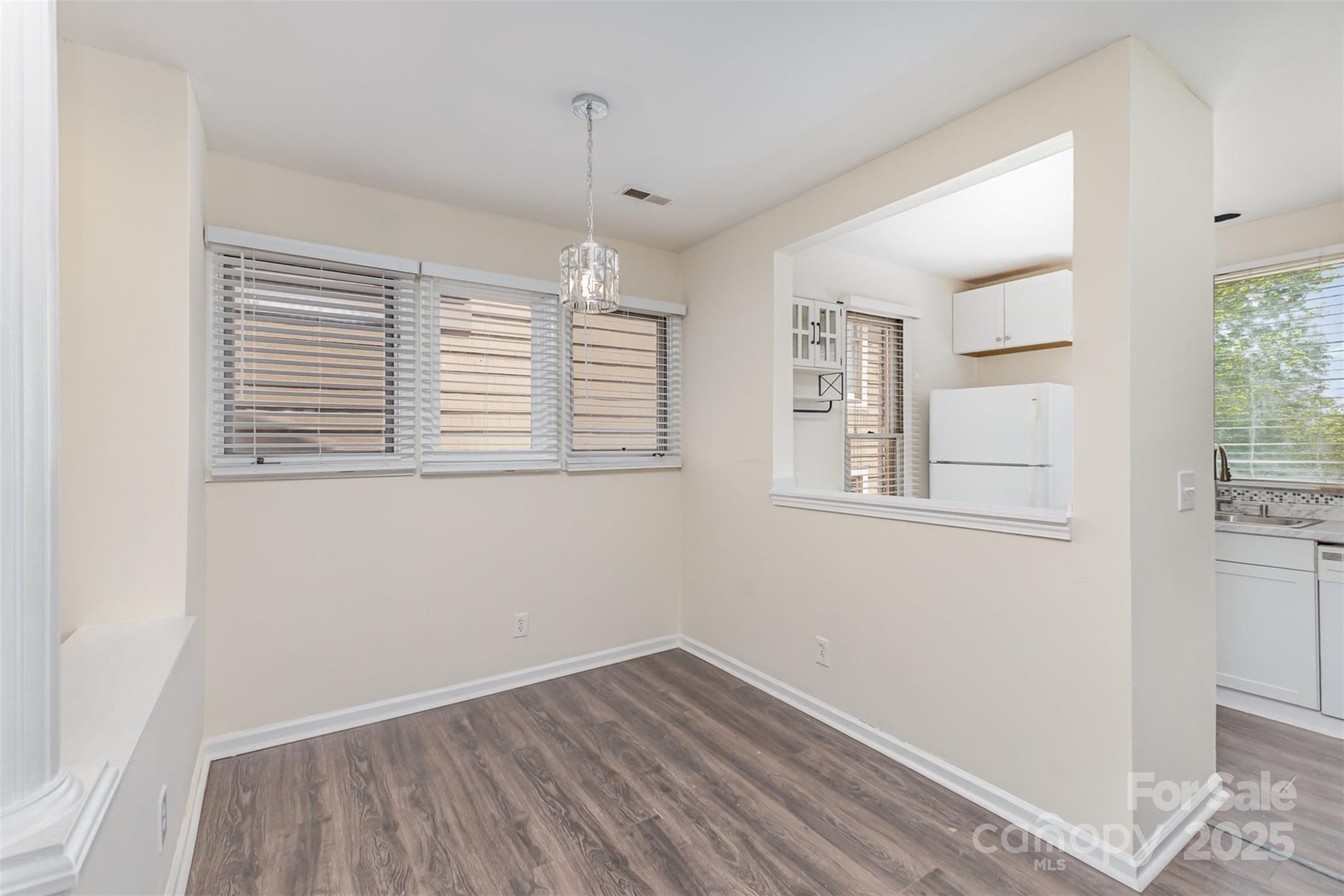 Latta Square - Residential