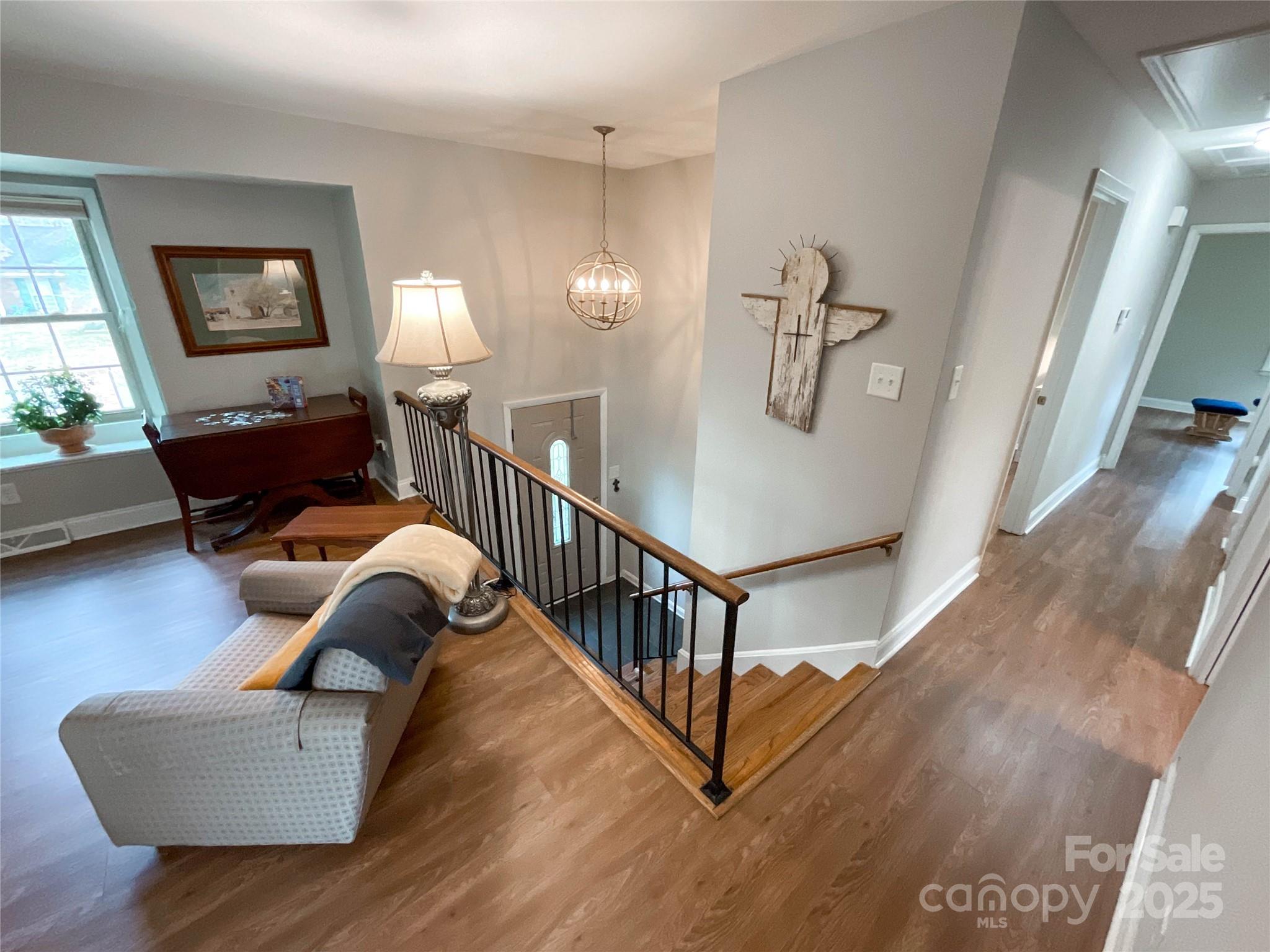 7109 Edgefield Court