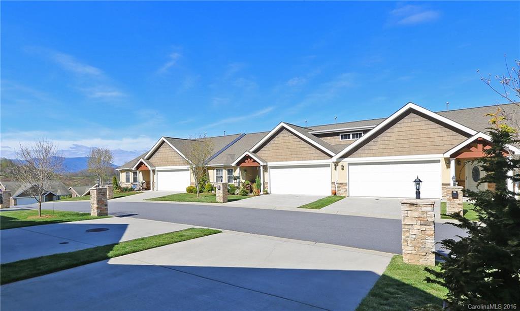 Vistas At Castle Creek - Residential