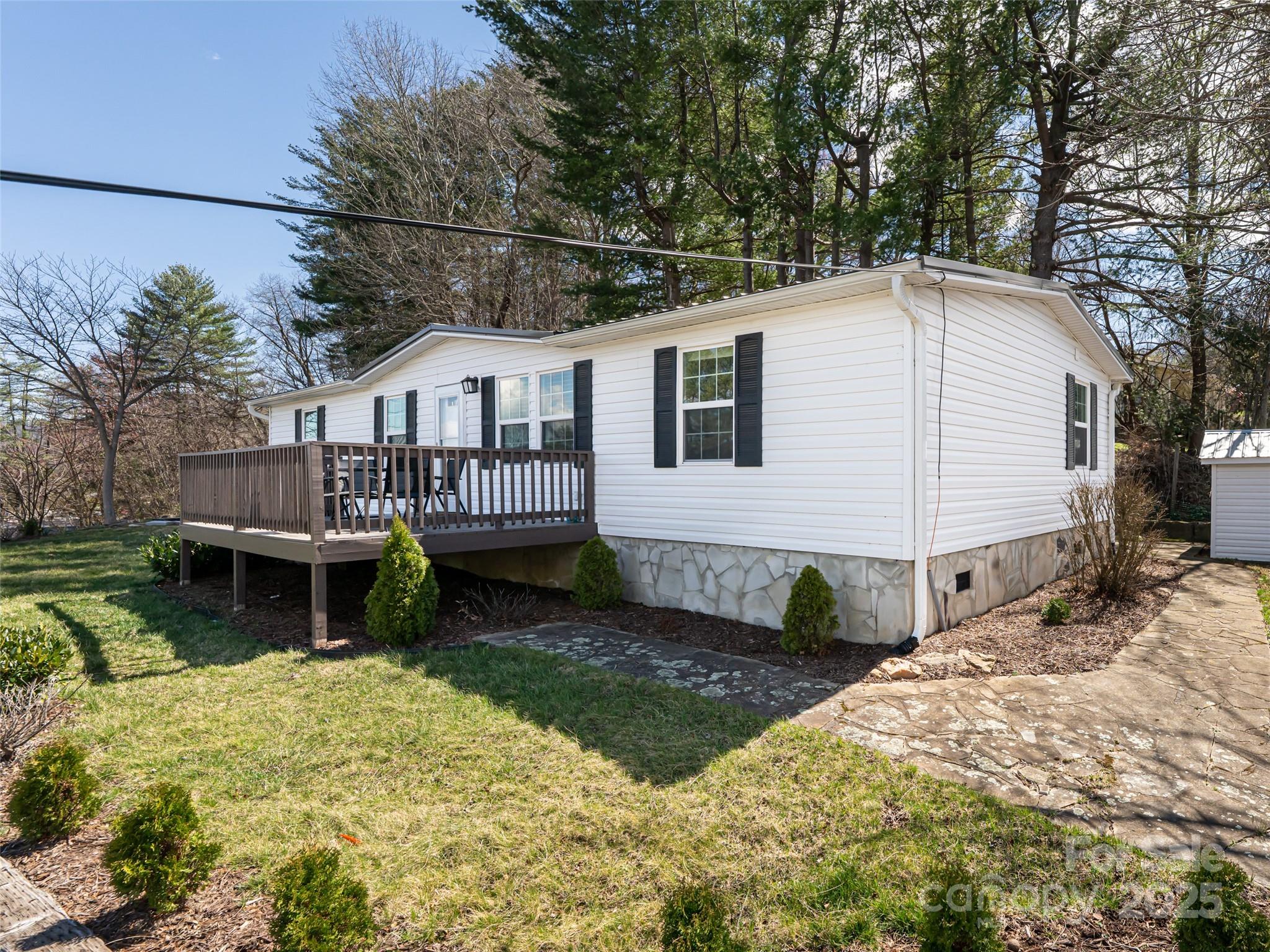 18 Brookside Street