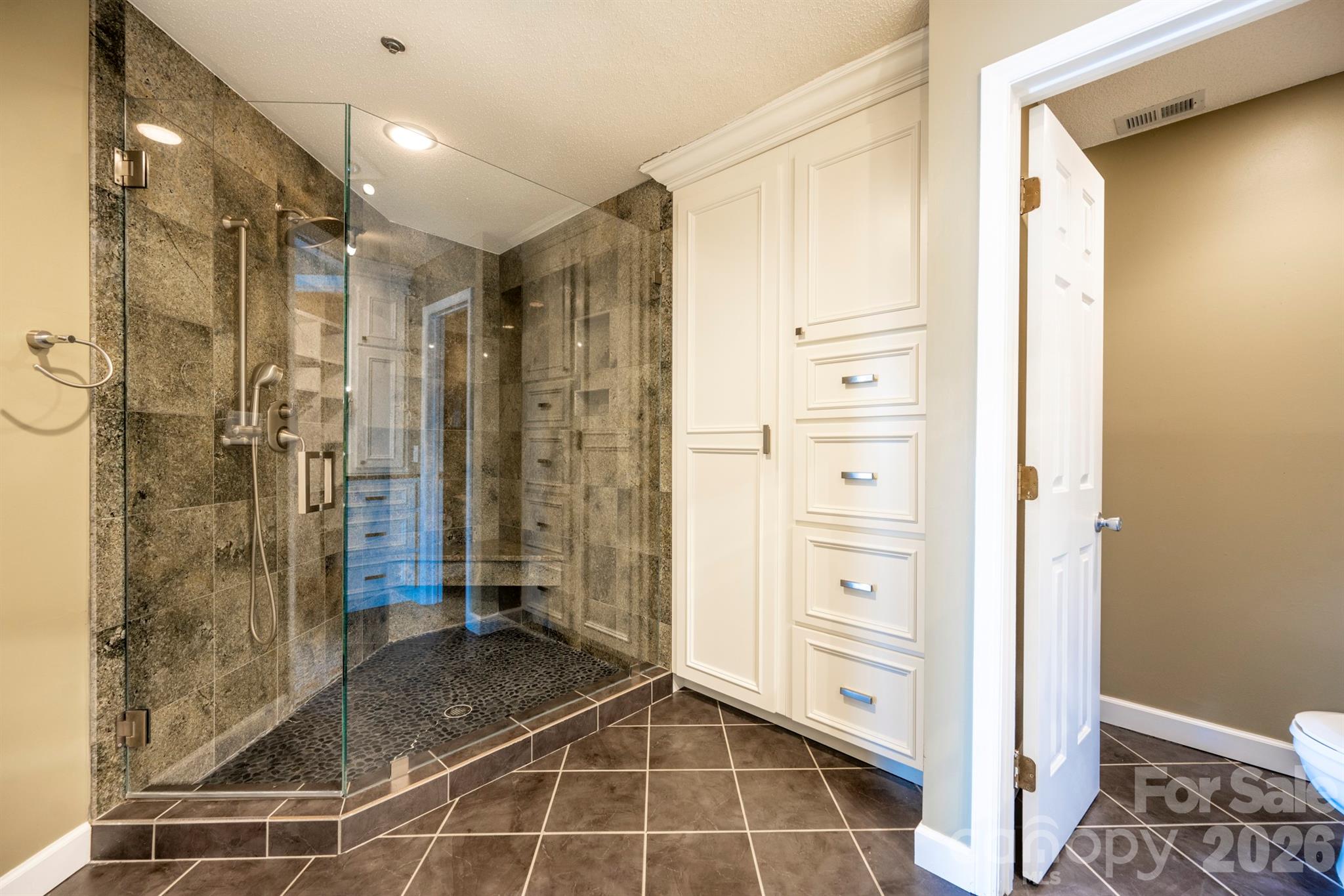 Biscayne - Residential