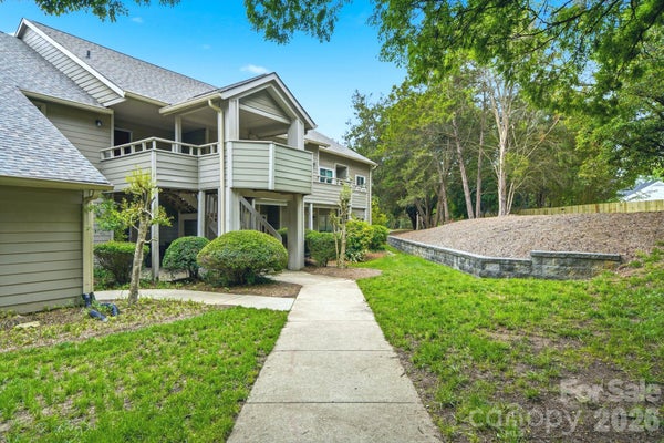 2500 STRADBROOK DR APT A, CHARLOTTE, NC 28210 - Image 87bd84eb41b296191e2bddf3e8891342/3035941032