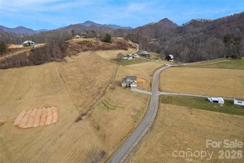 343 Rocky Lane Road Clyde NC 28721