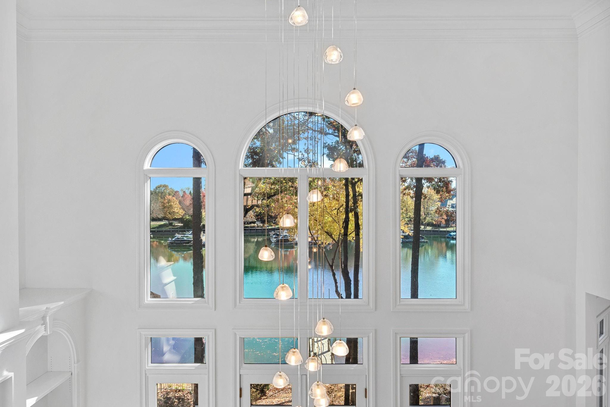 The Peninsula - Residential