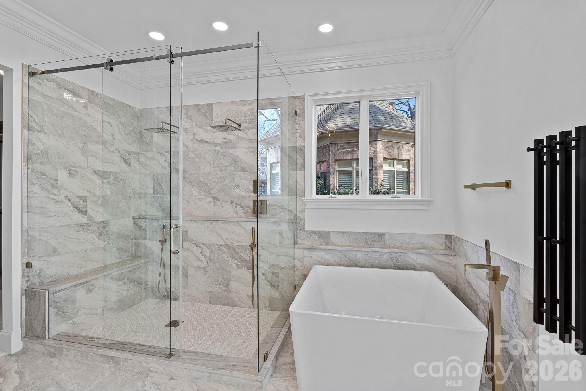 The Peninsula - Residential