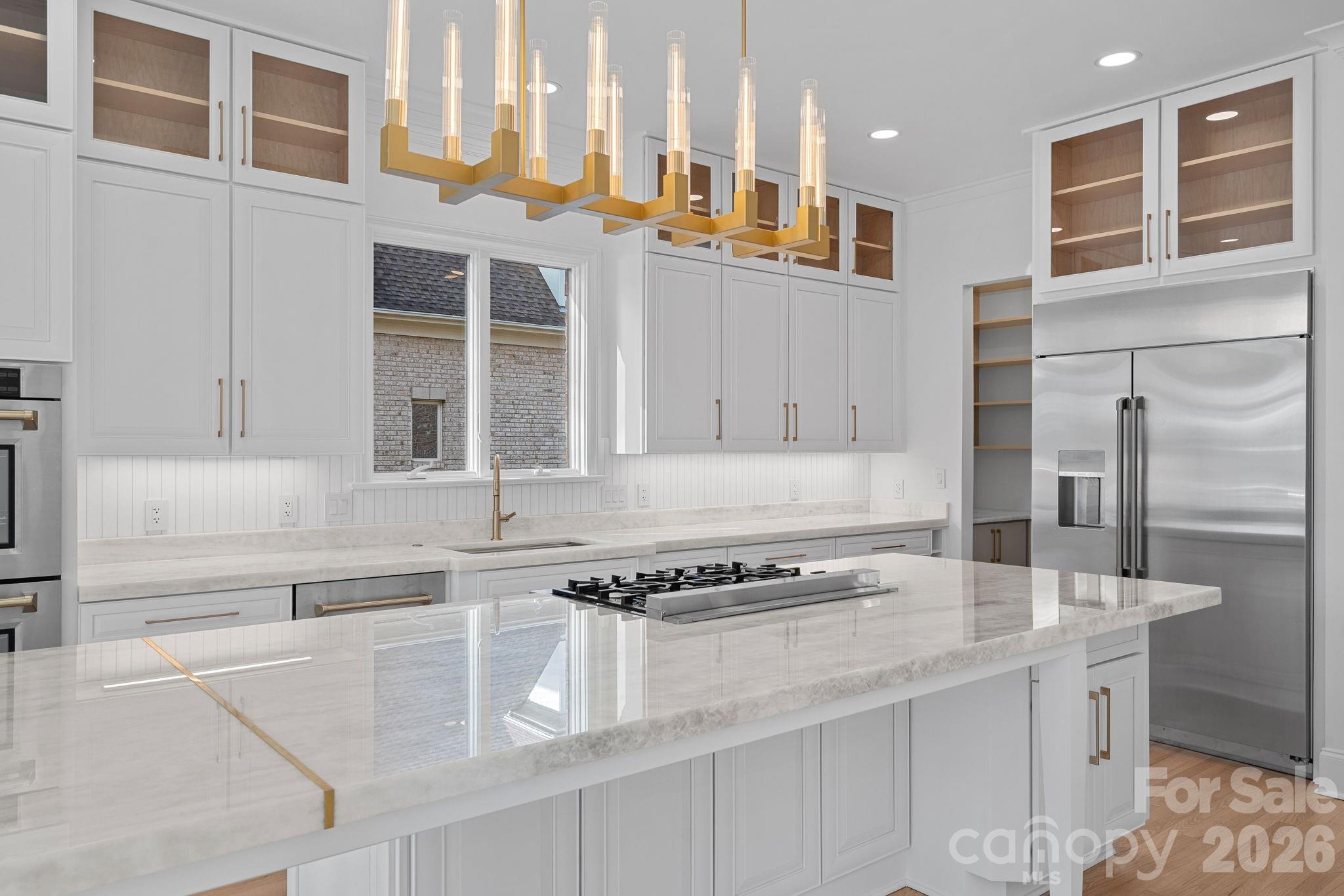 The Peninsula - Residential