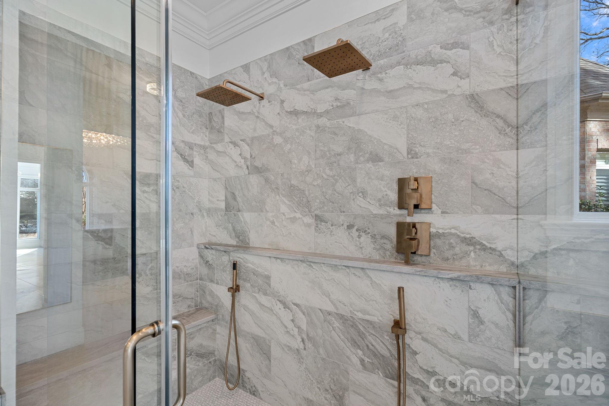 The Peninsula - Residential