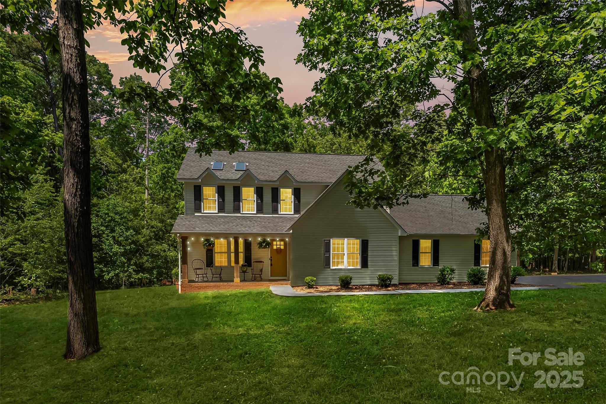 1338 Pell Drive