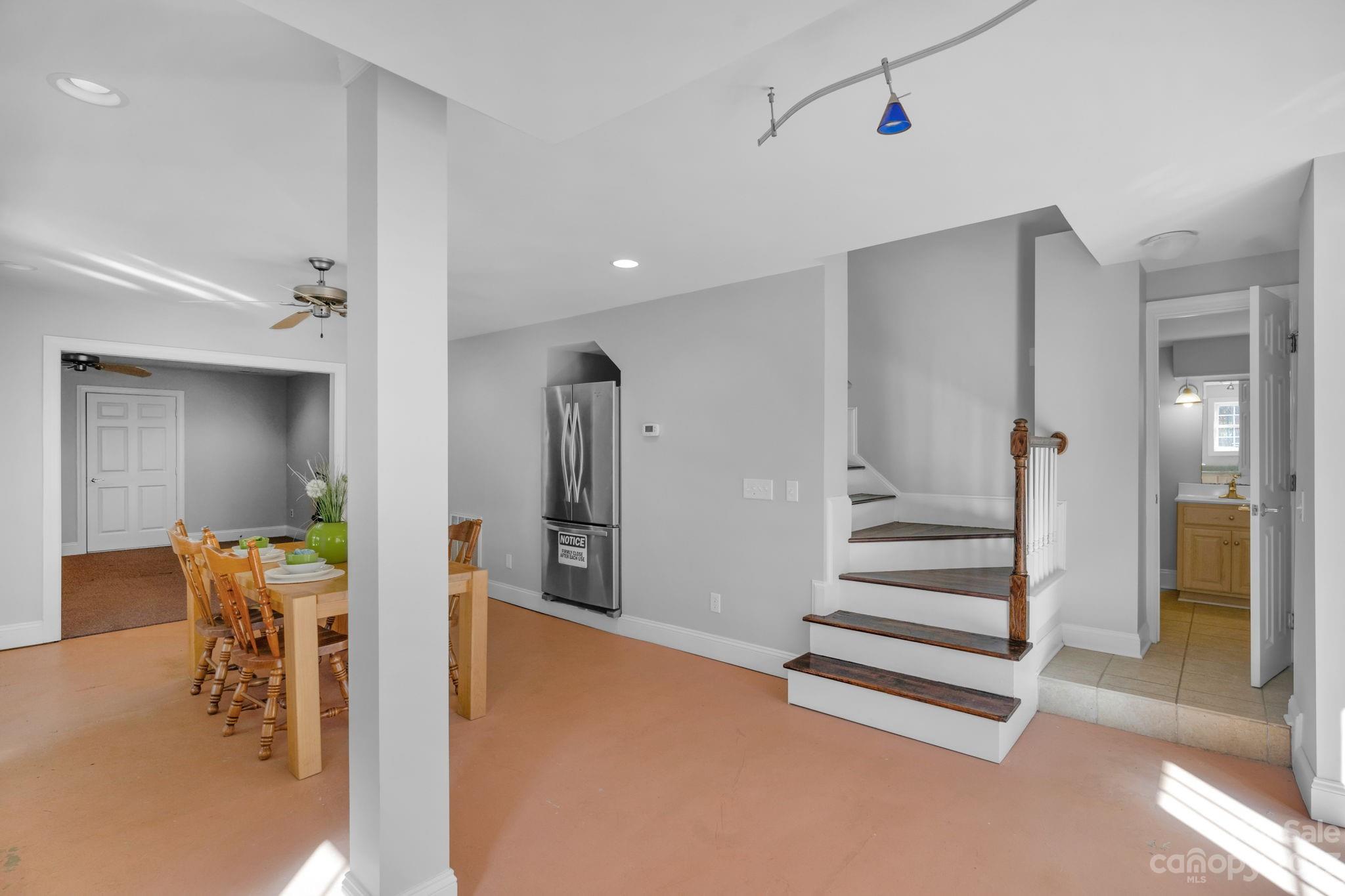 Walden Pond - Residential