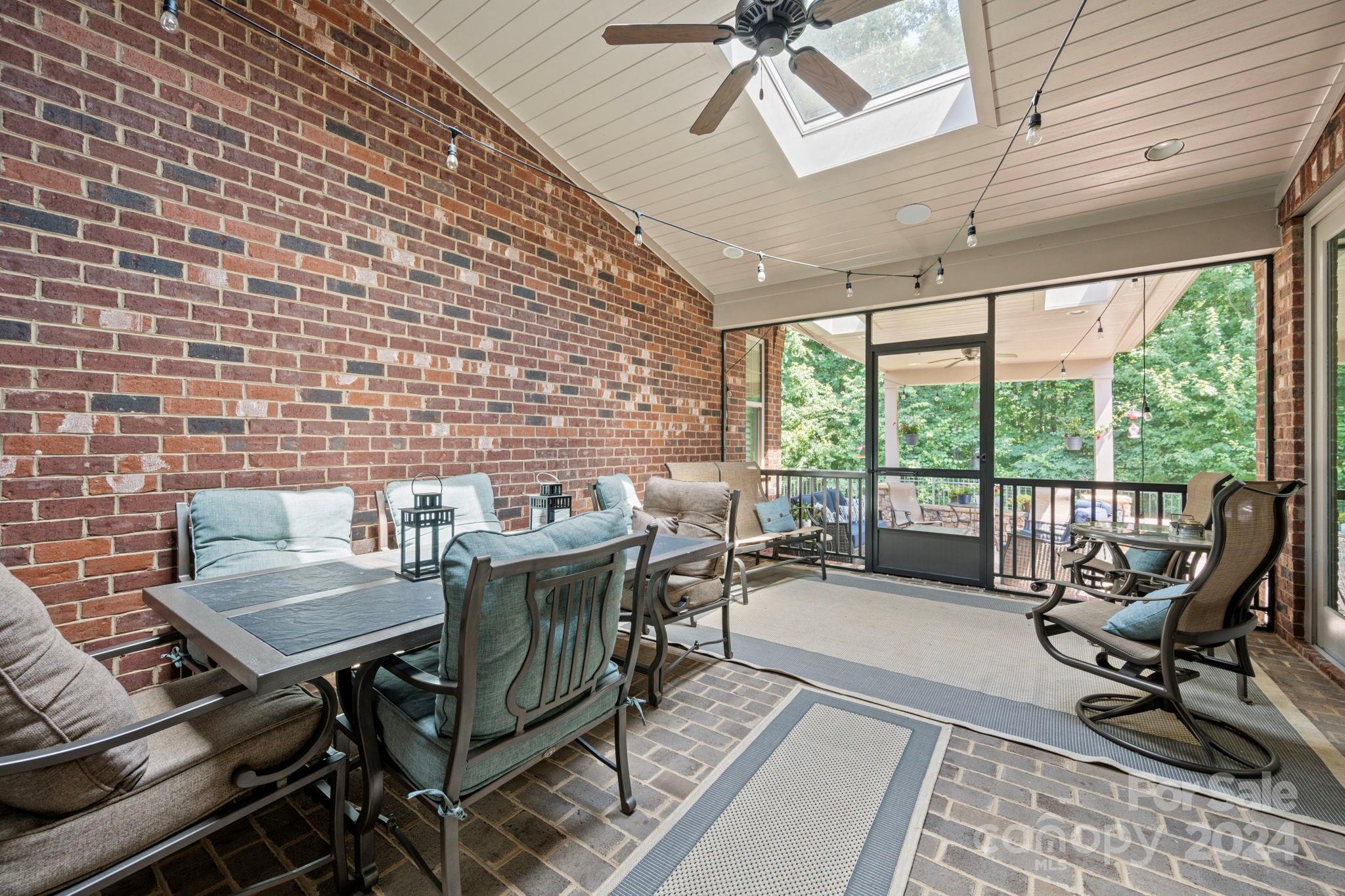 Robbins Park - Residential