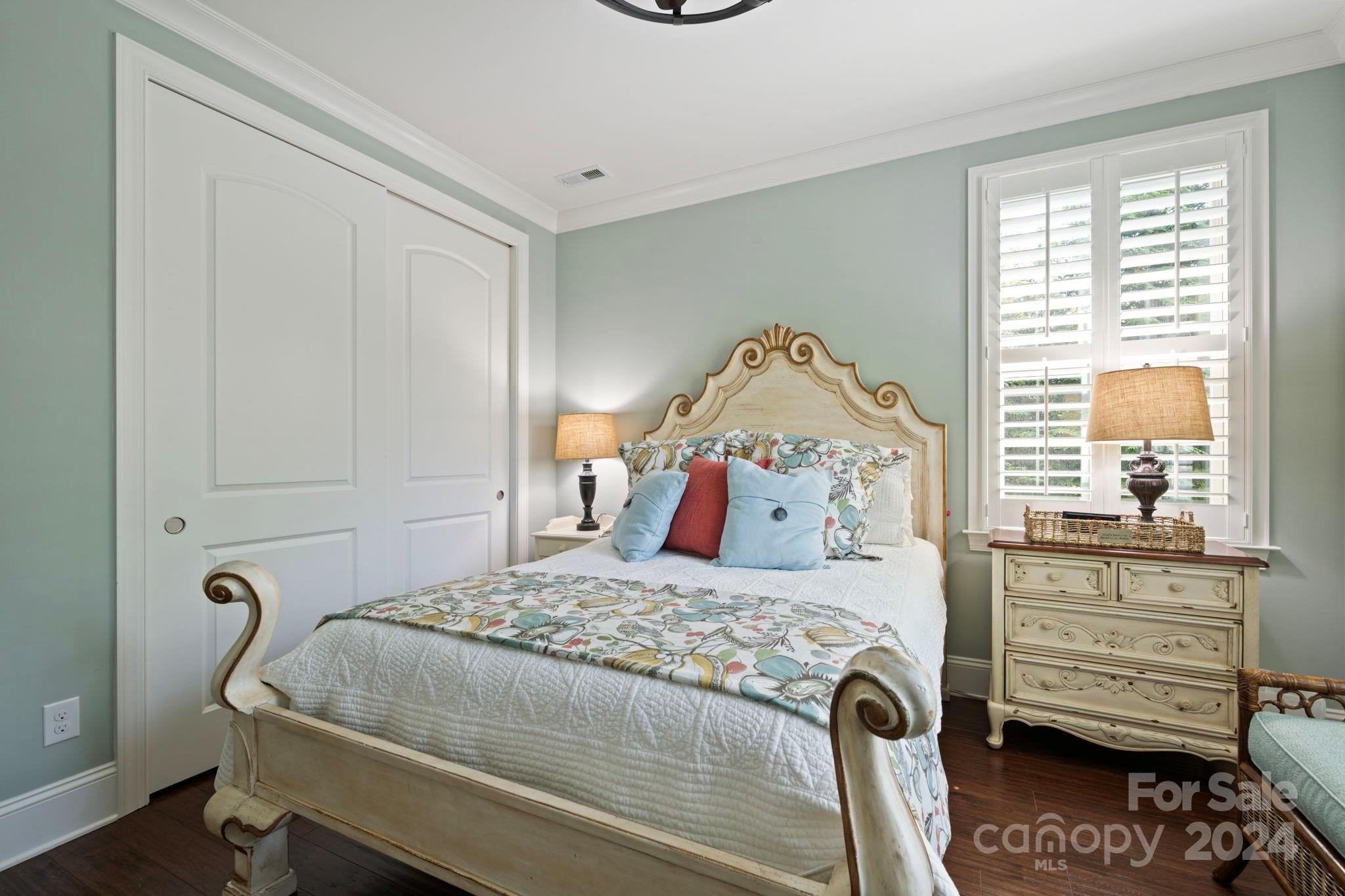 Robbins Park - Residential