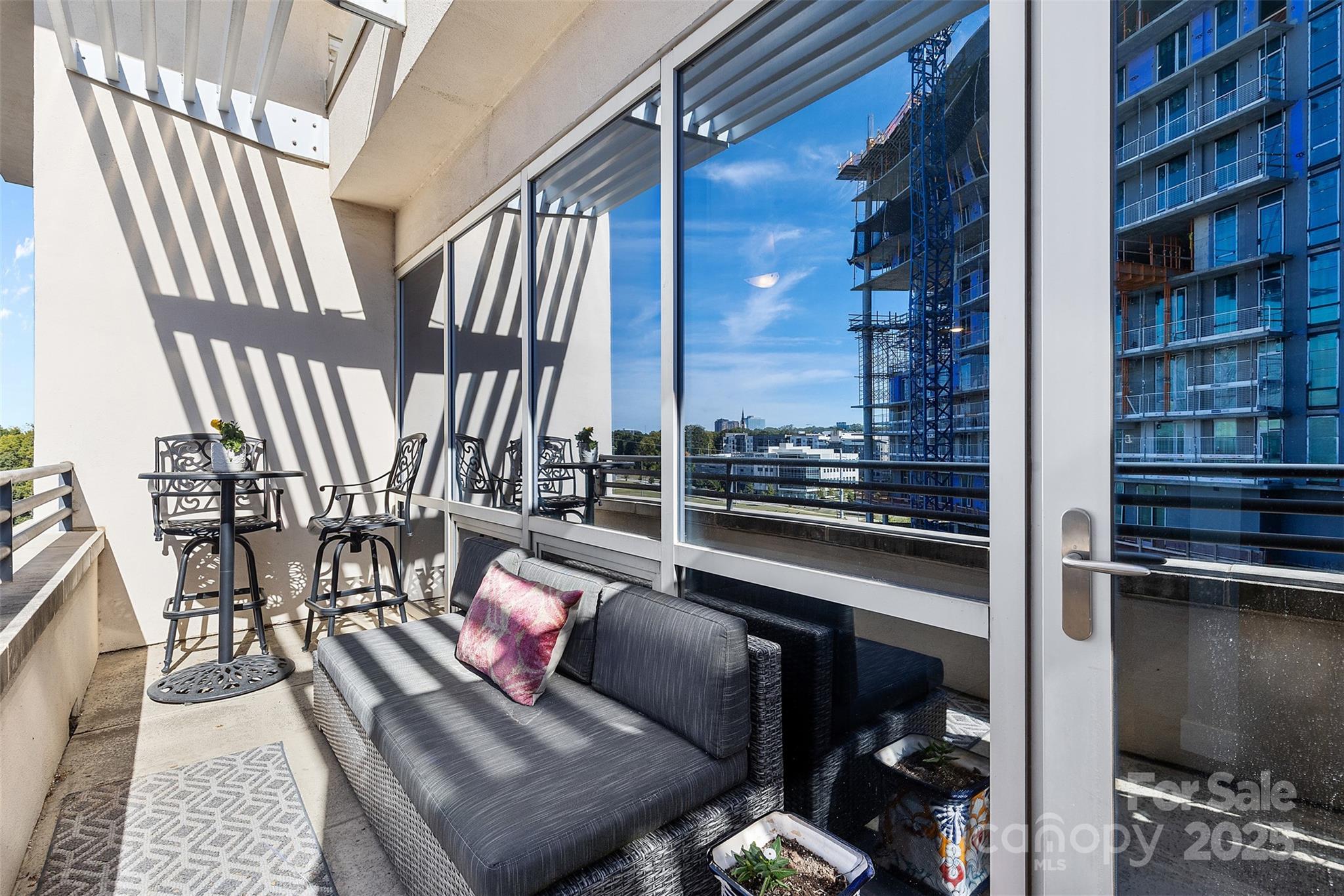 Metropolitan - Residential