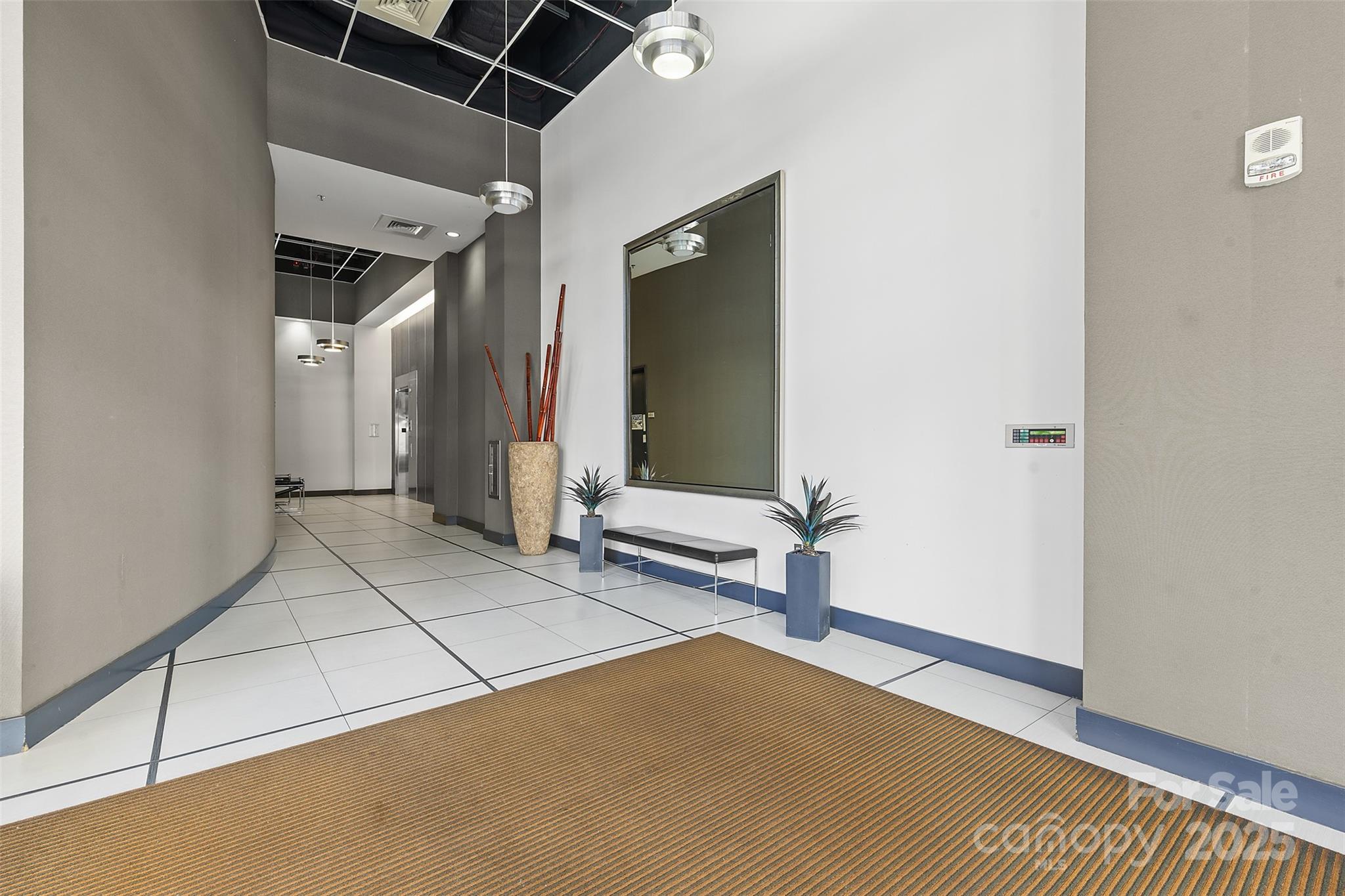 1133 Metropolitan Avenue 613