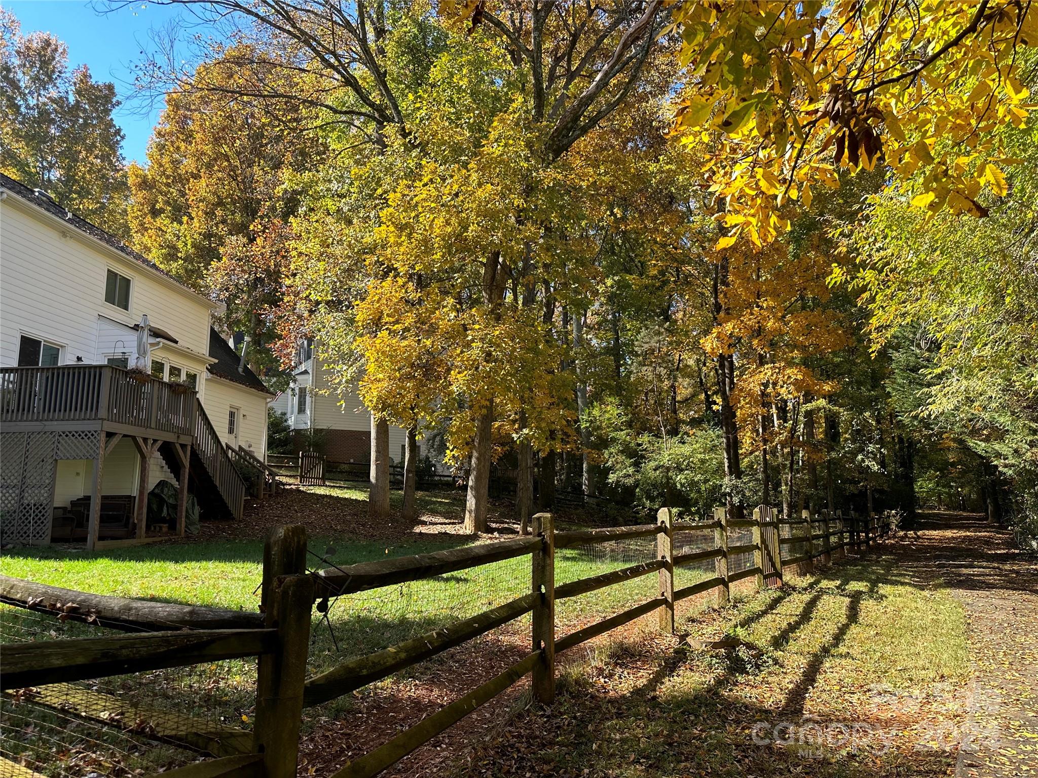 Davis Lake - Residential
