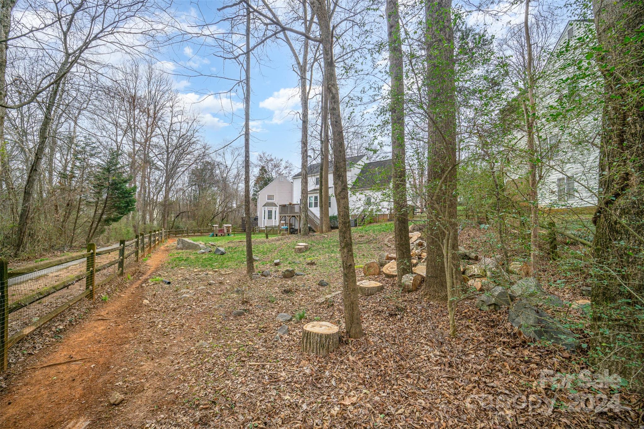 Davis Lake - Residential