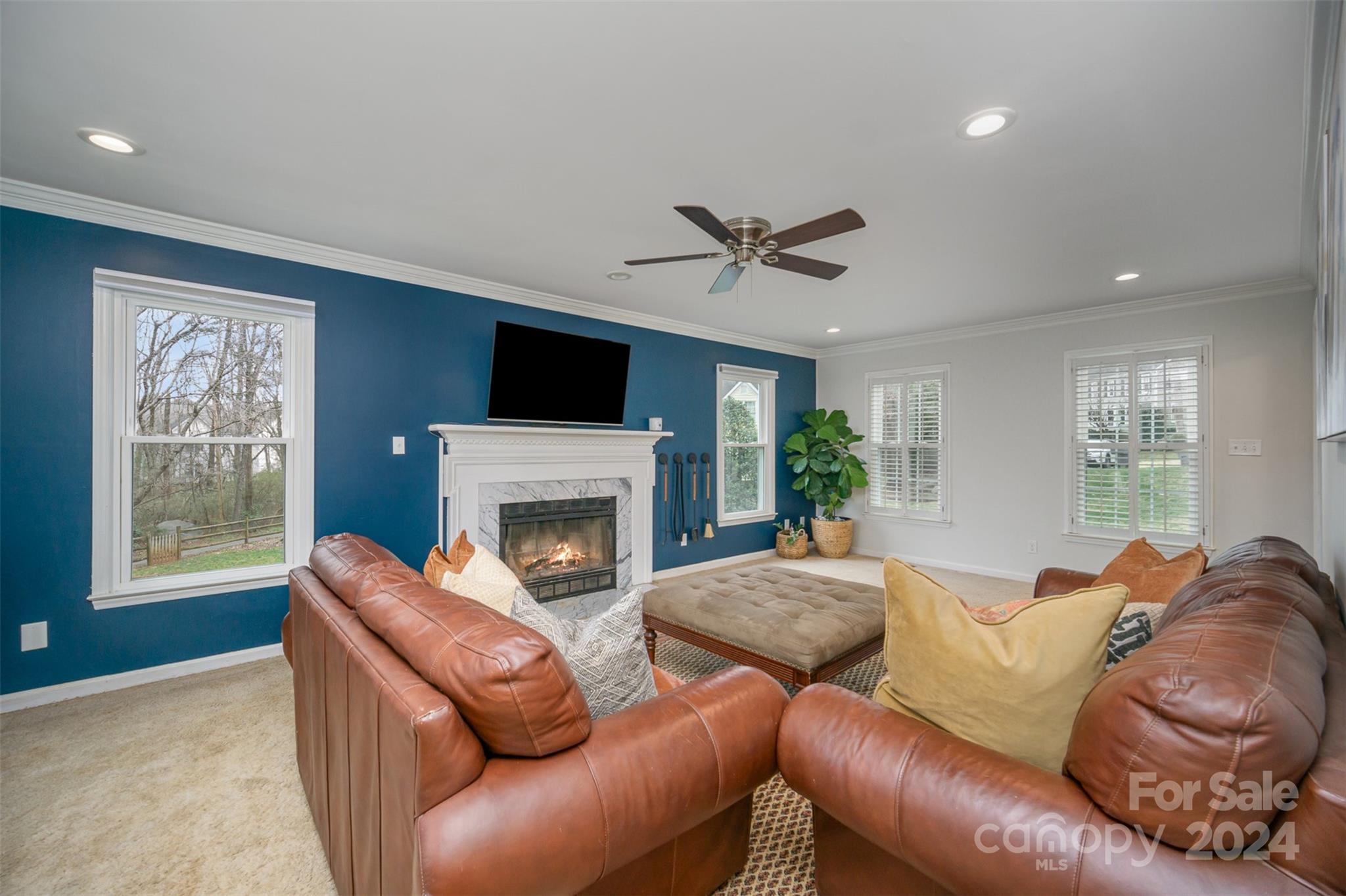 Davis Lake - Residential