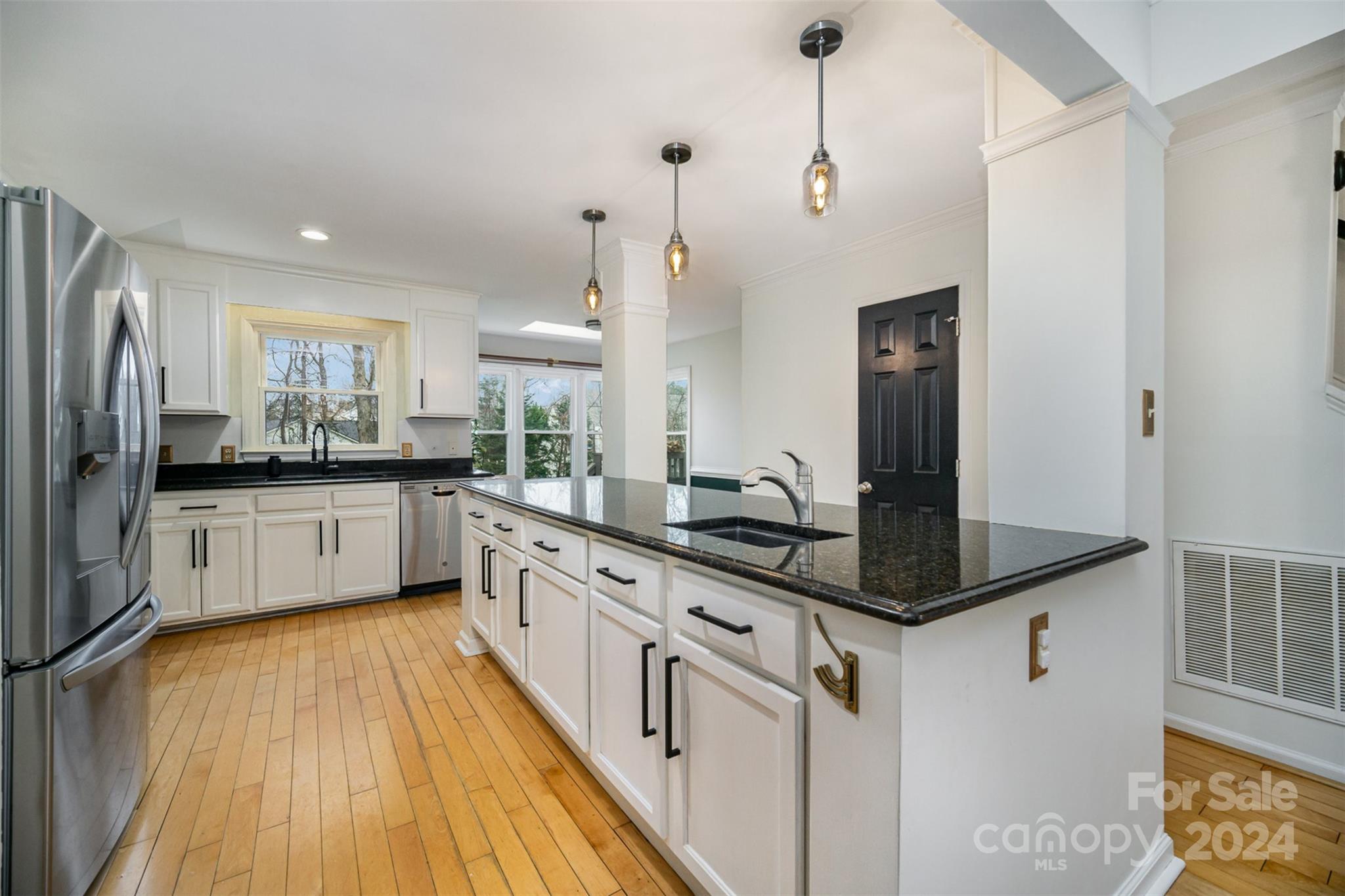 Davis Lake - Residential