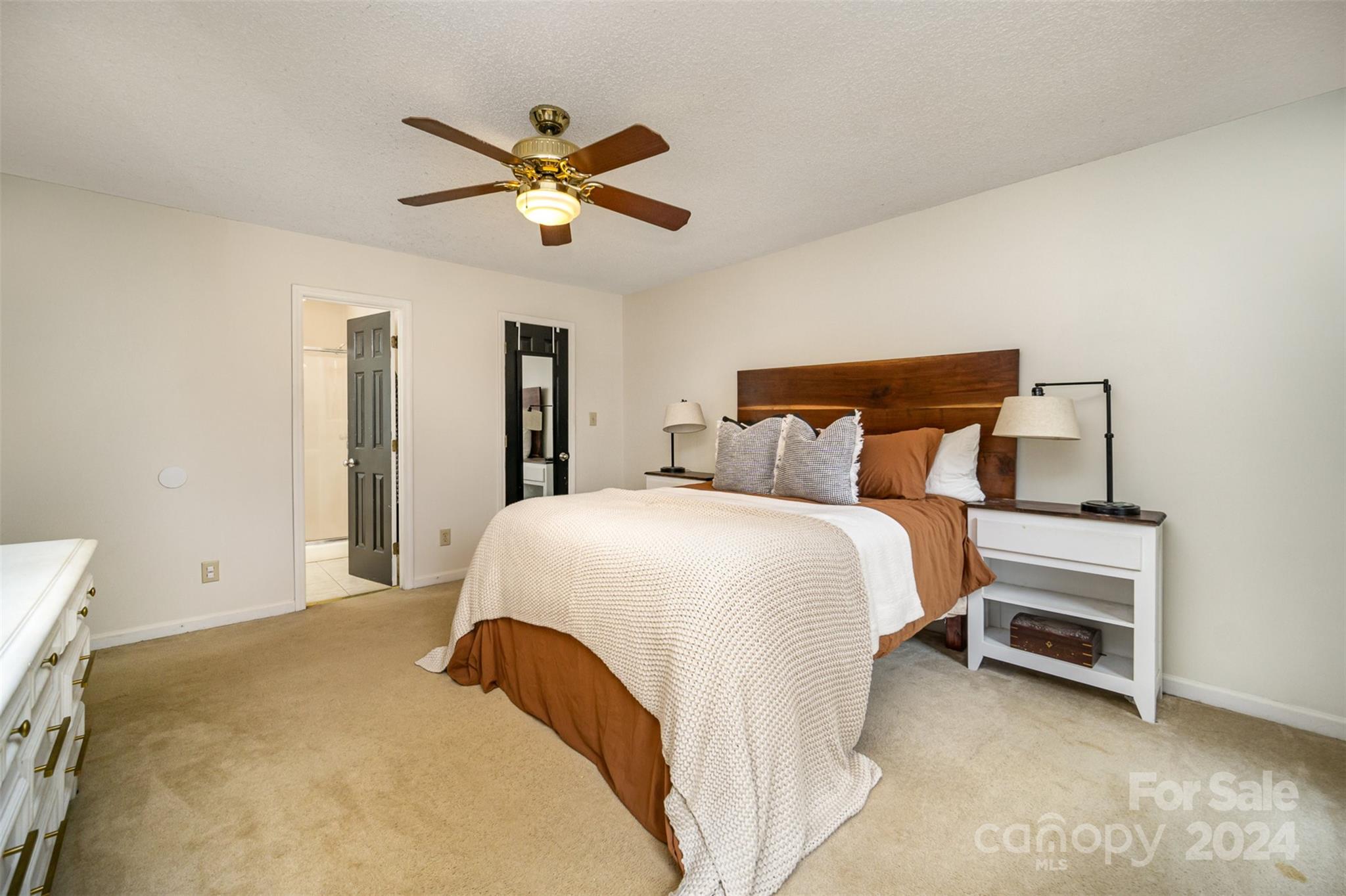 Davis Lake - Residential