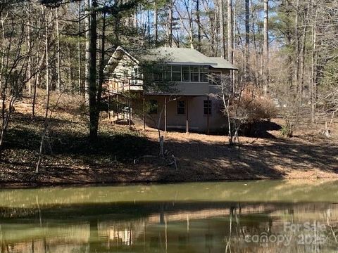 30 LAKEMONT COTTAGE Trail 30 Flat Rock NC 28731