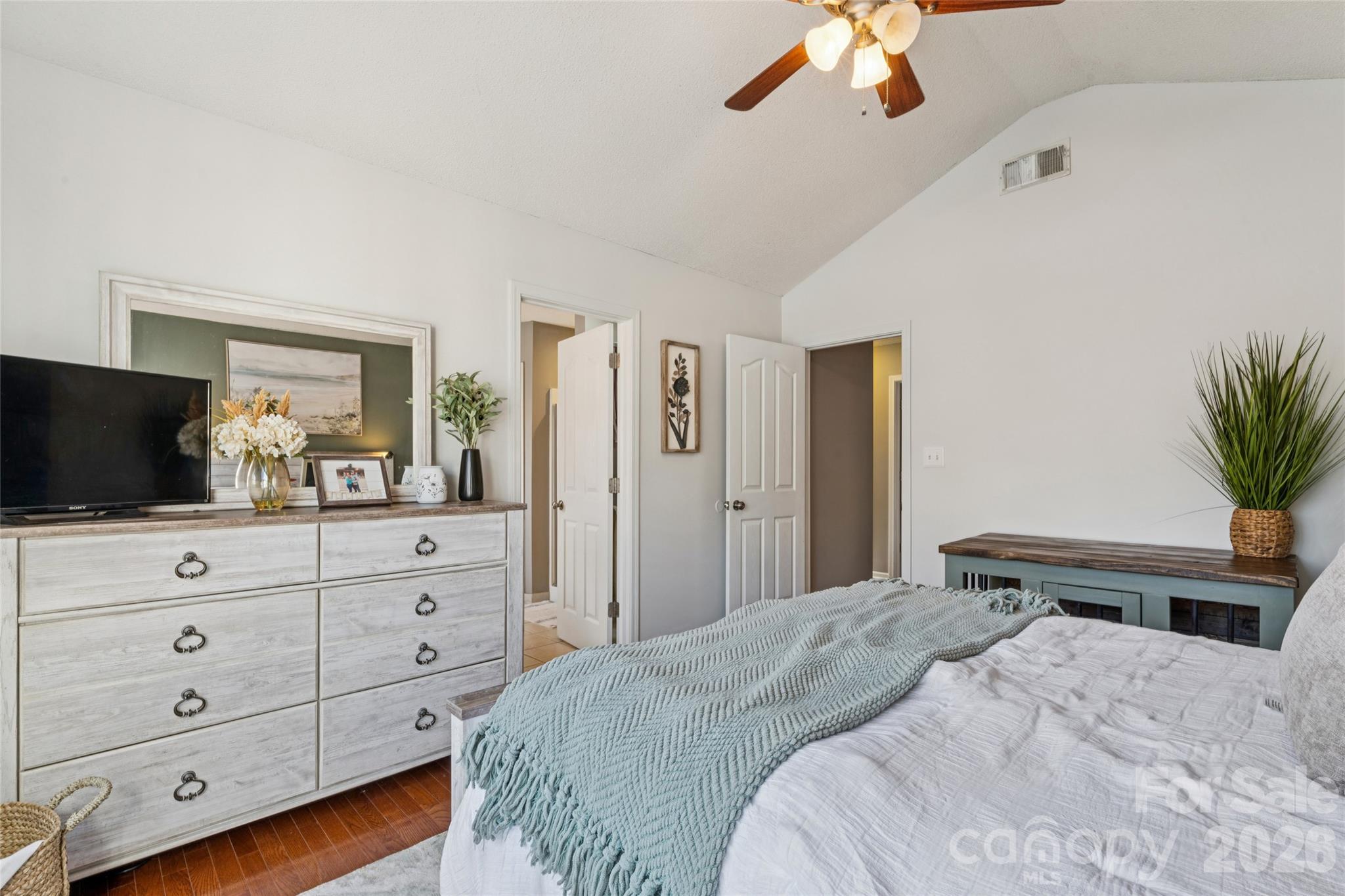 Tall Oaks - Residential