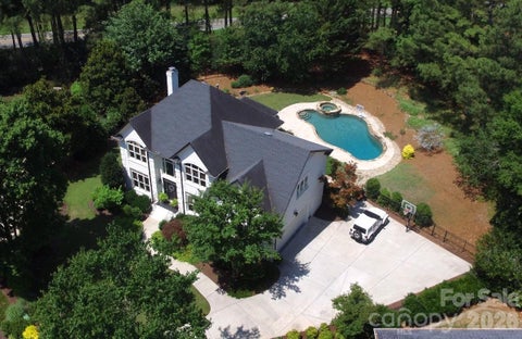 Photo of 18719 Cannon Crossing Way, Davidson, NC 28036 (MLS # 4400931)