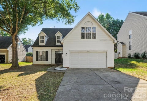 Photo of 8030 Shiny Meadow Drive, Charlotte, NC 28215 (MLS # 4433617)