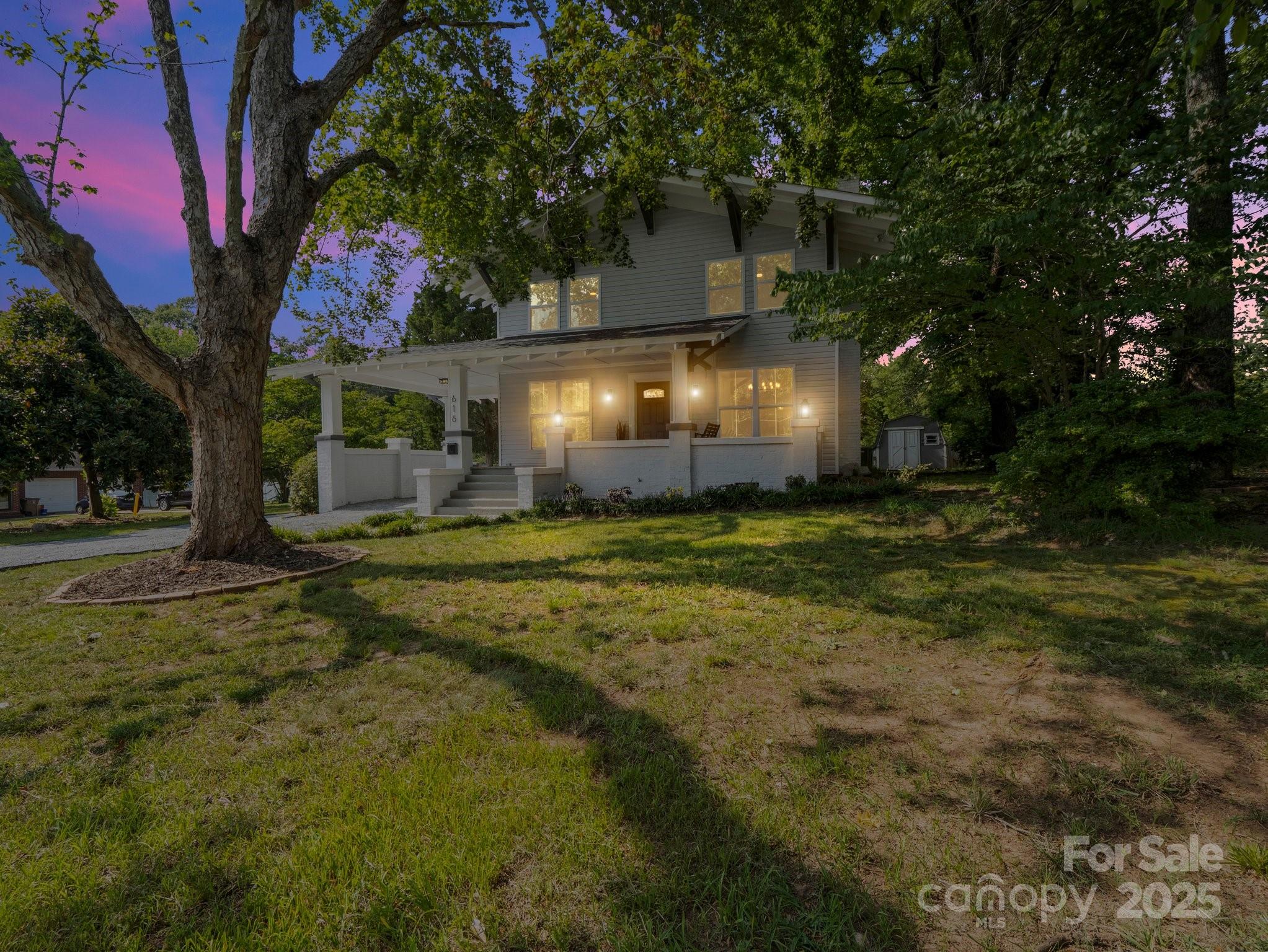 616 W Marion Street