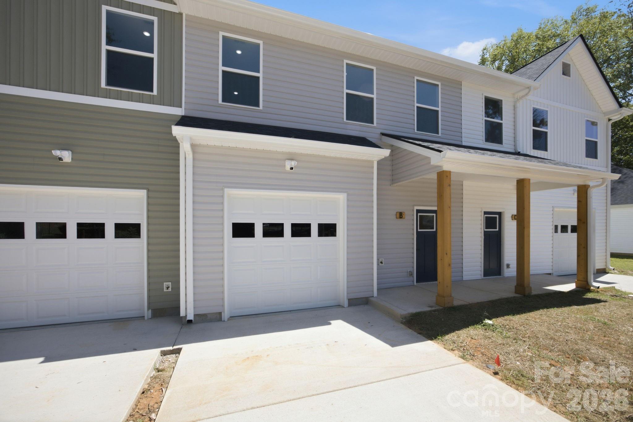 325 Lincoln Street SW 2/Unit B