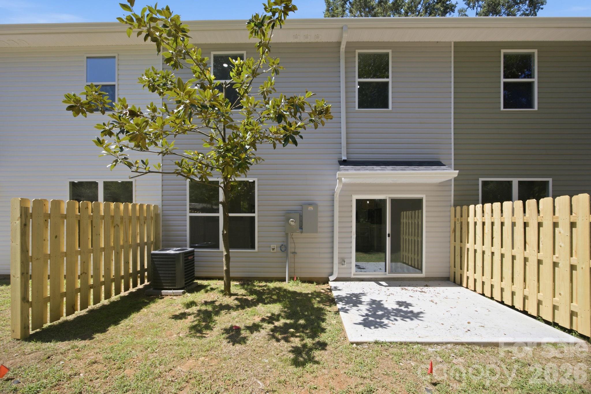 325 Lincoln Street SW 2/Unit B