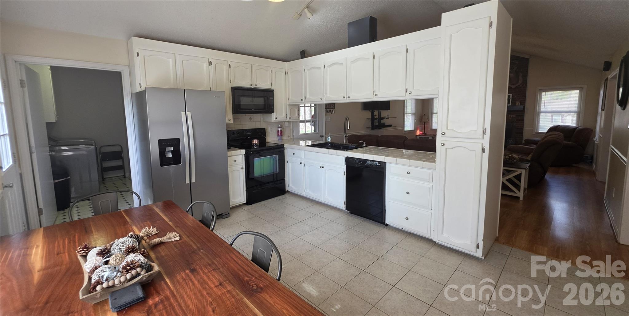 Country Woods Estate - Residential