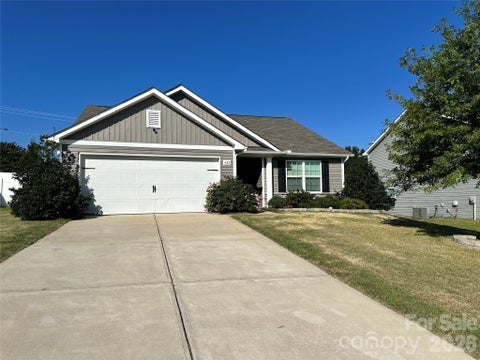 Photo of 433 Belcaro Drive, Kings Mountain, NC 28086 (MLS # 4425729)