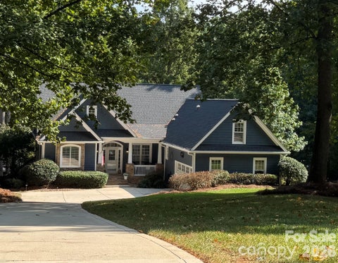 Photo of 9040 Fair Oak Drive, Sherrills Ford, NC 28673 (MLS # 4424231)