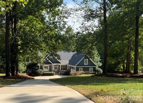 Photo for 9040 Fair Oak Drive