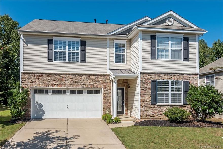 MOTIVATED SELLERS--PRICED TO SELL--MOVE RIGHT IN!!! Covered Front Porch w/Stone Accent. Huge Living/Dining Room w/New Carpet, Updated Light Fixtures. Spacious Kitchen w/42" Cabs, Granite, SS Appliances, Wood-look Laminate Floors, 1st Floor Laundry Room/Pantry. Huge Great Room w/Gas Fireplace. Sliding Doors to Patio & Covered Gazebo (to remain) Overlooks Private Tree-Lined Rear Yard! Great Loft Area, Enormous MBR, MBath w/Sep.Shower & Tub, Acrylic Block Window. Ceiling Fans & 2"Blinds Thruout!!