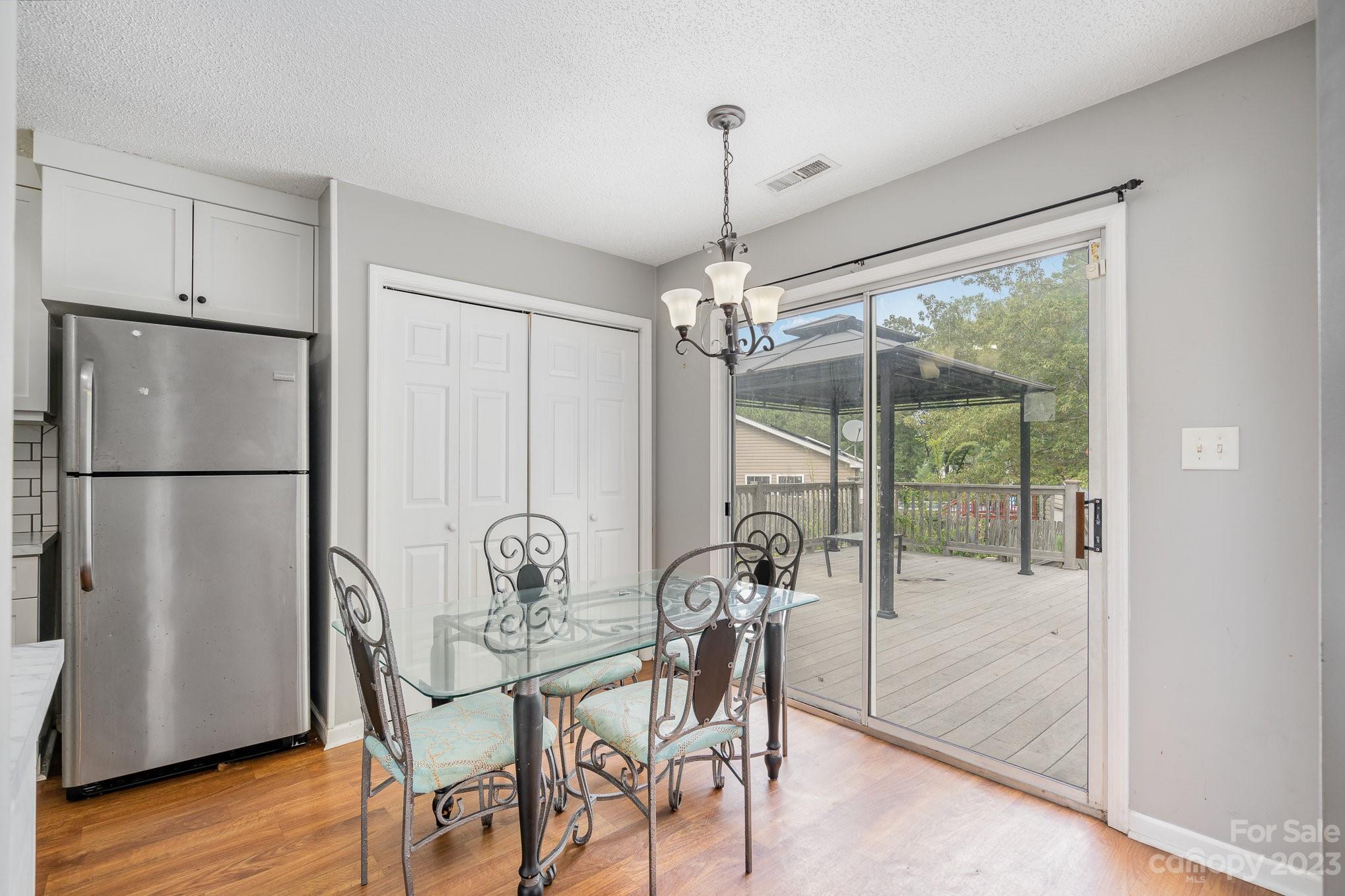 Country Club Heights - Residential