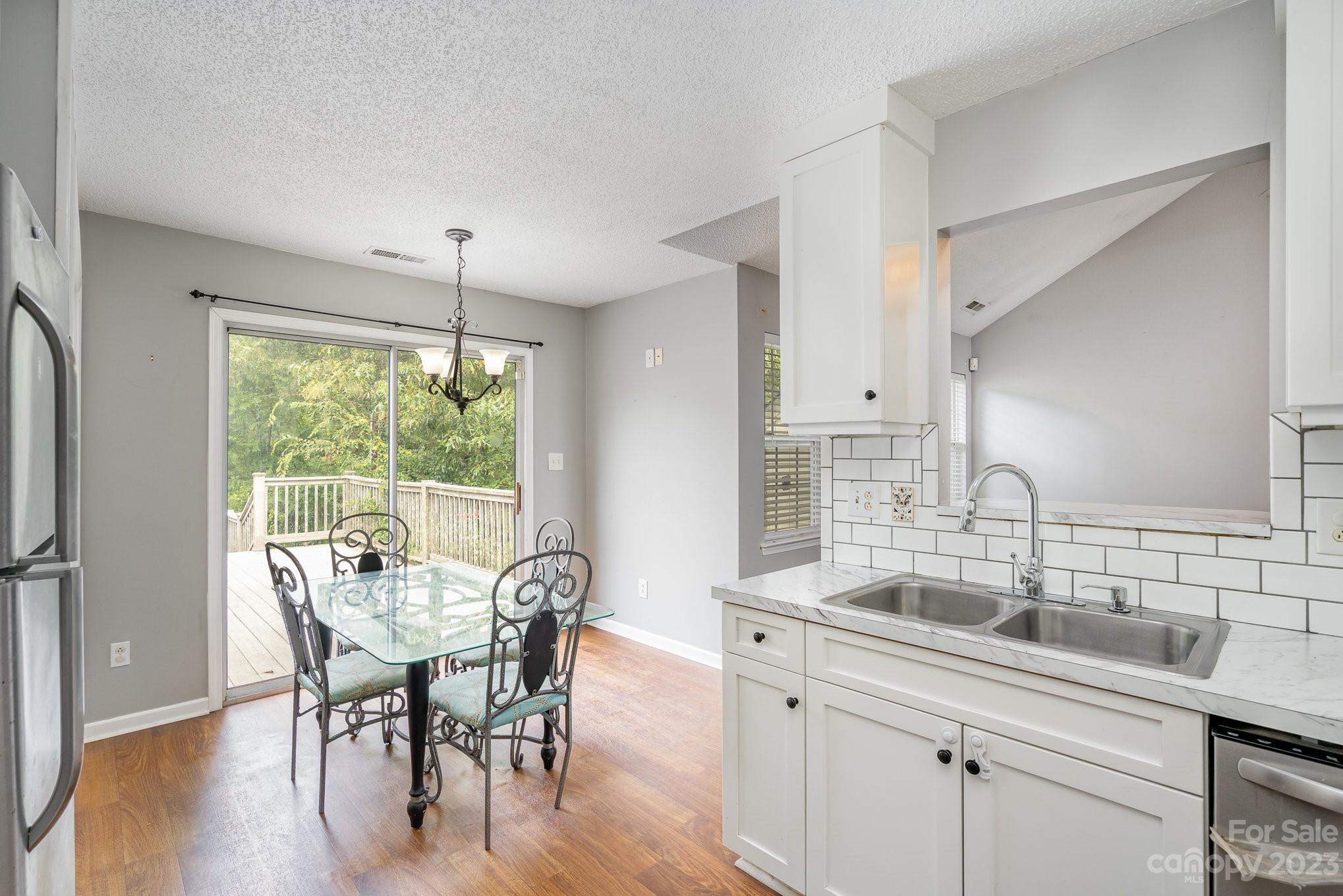 Country Club Heights - Residential