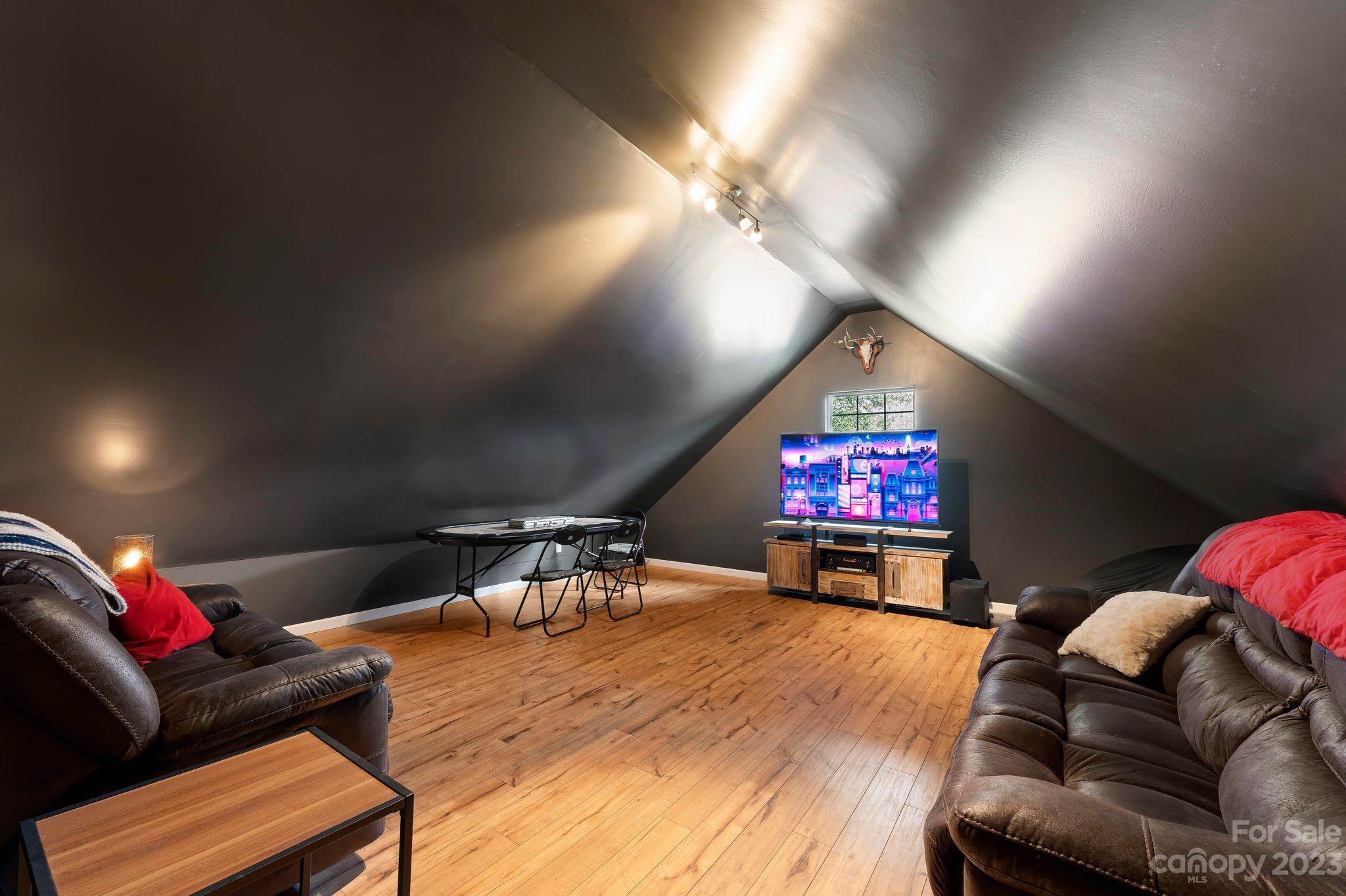 Cameron Heights - Residential