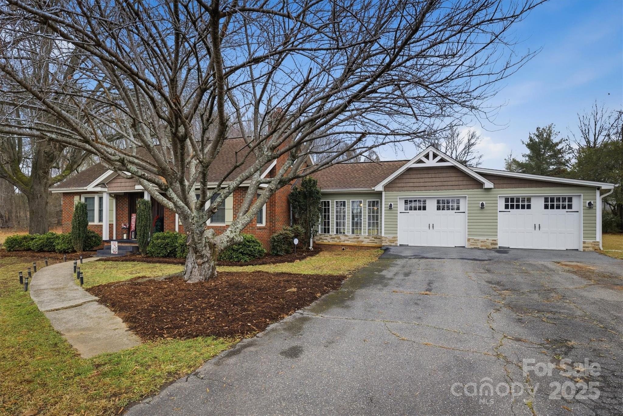 591 1st Avenue Drive SE