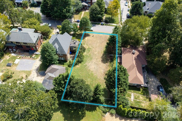 99999 MANEY AVE A, ASHEVILLE, NC 28804 - Image 87e55a4b6b86d1ac74db8ba02c81909d/114650682