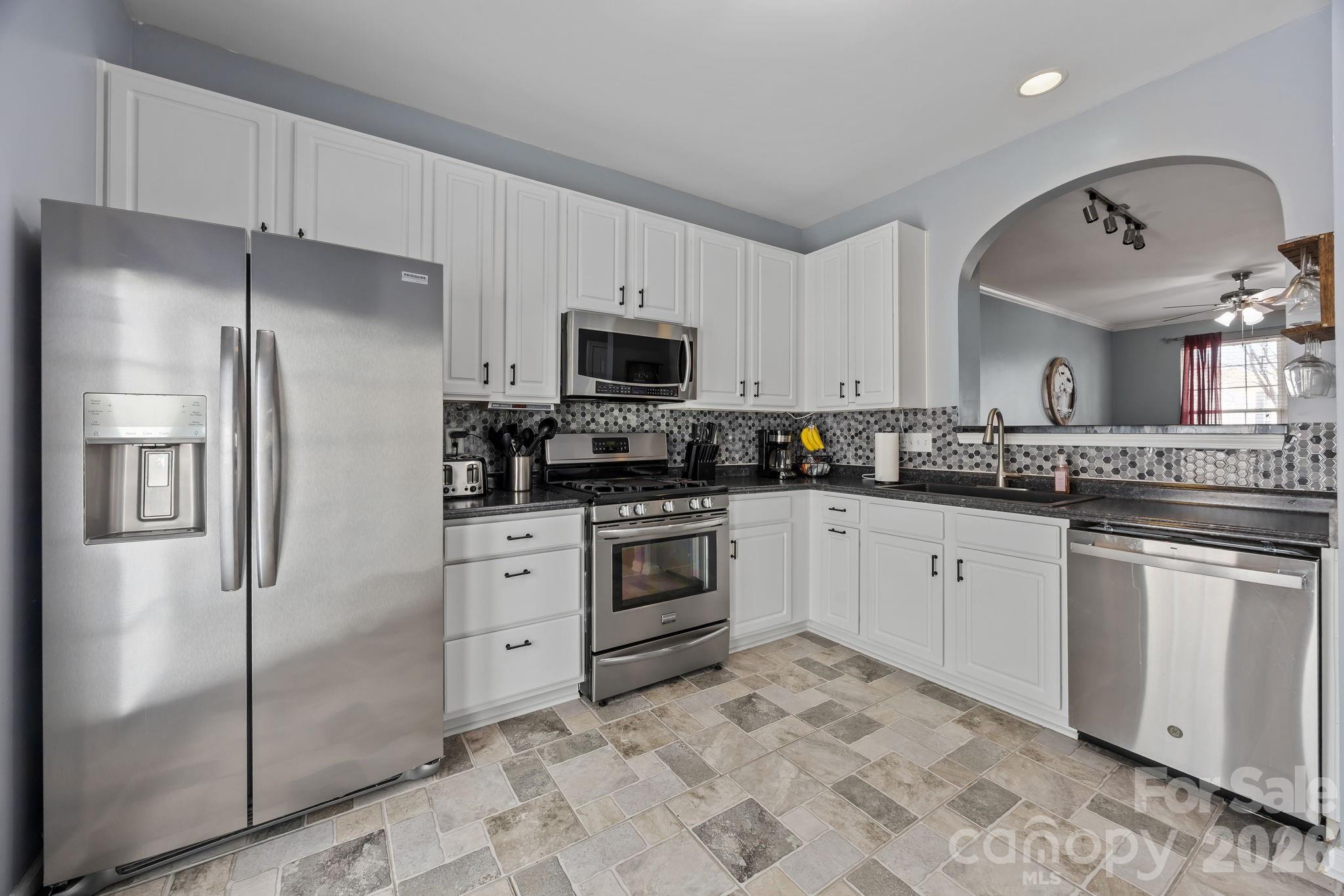 Waterstone - Residential