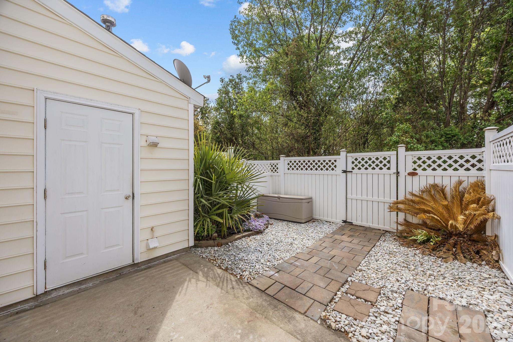 Waterstone - Residential