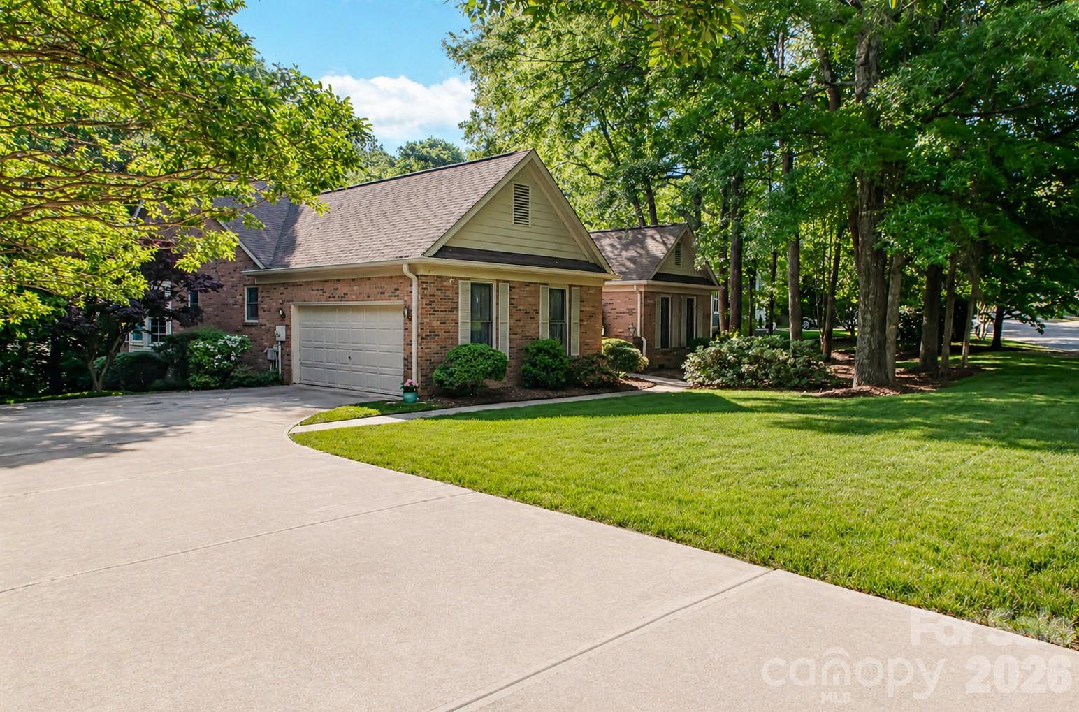 10801 Whitfield Ridge Drive