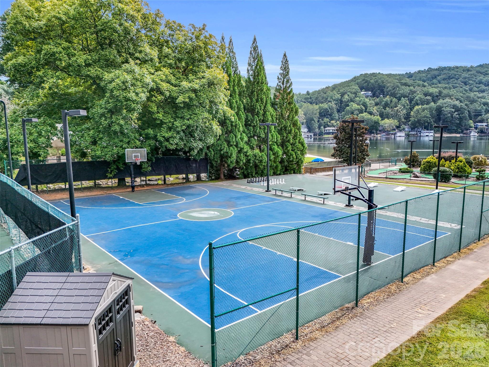 Rumbling Bald on Lake Lure - Residential