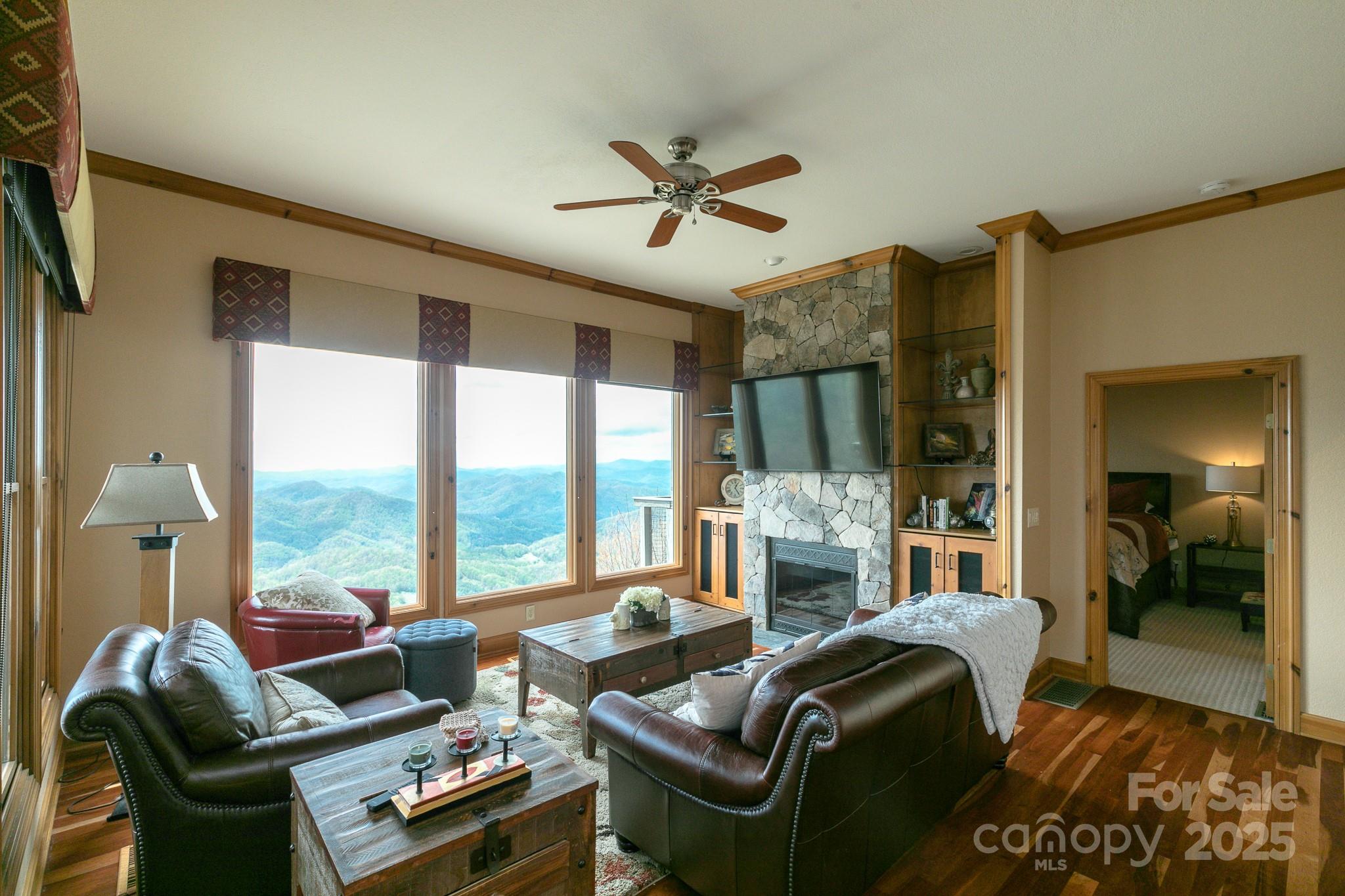 140 Slickrock Road F3